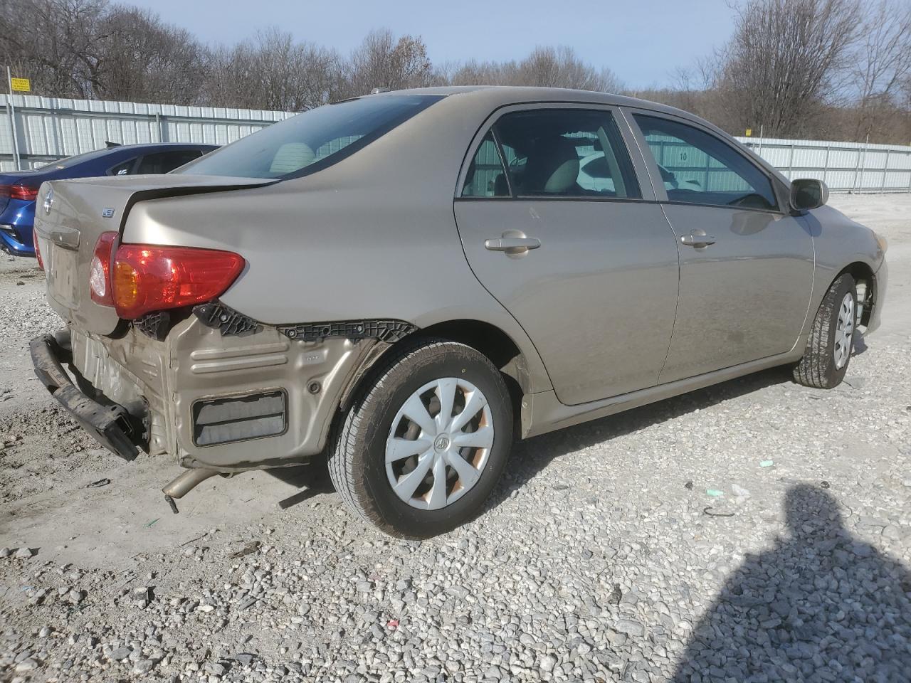 2010 Toyota Corolla - Image 3