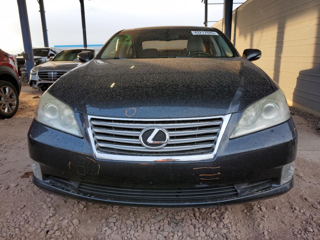 2010 Lexus ES - Image 5