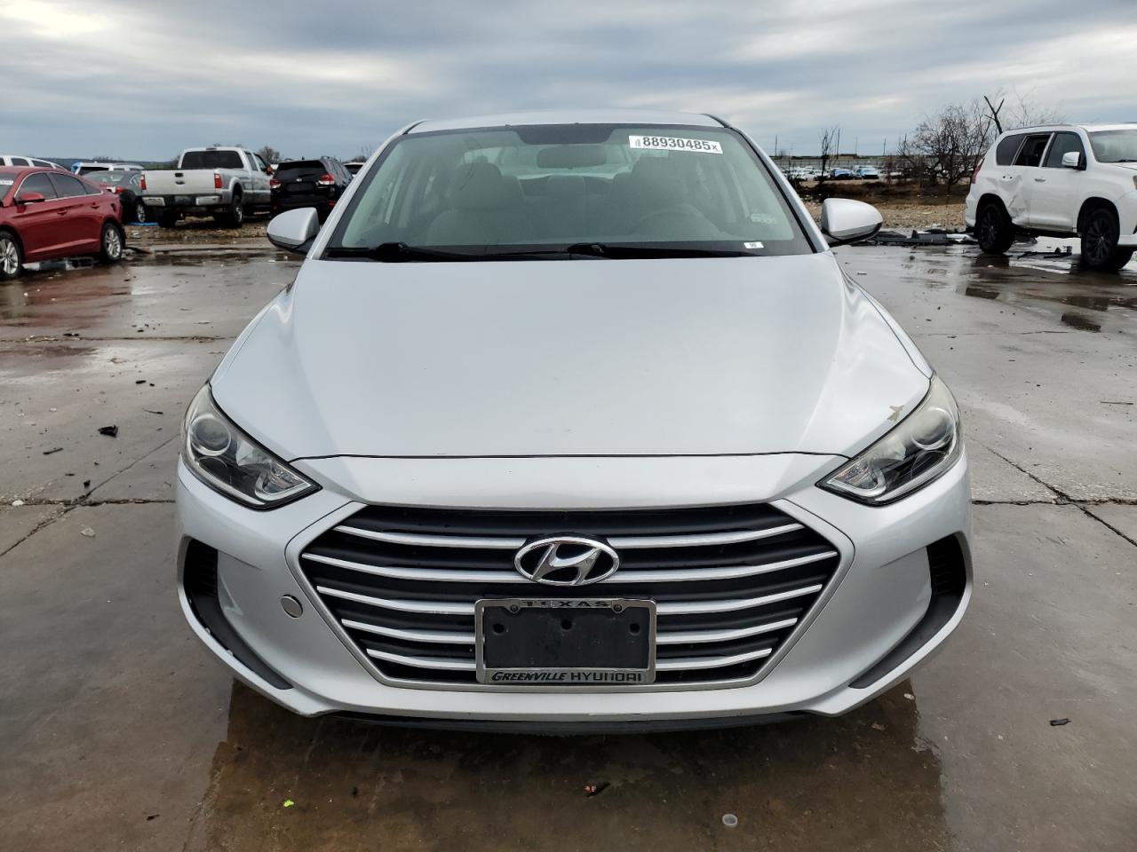 2018 Hyundai Elantra - Image 5