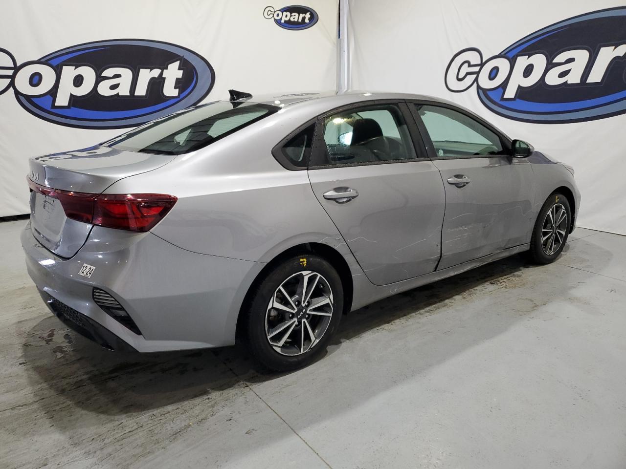 2023 Kia Forte - Image 3
