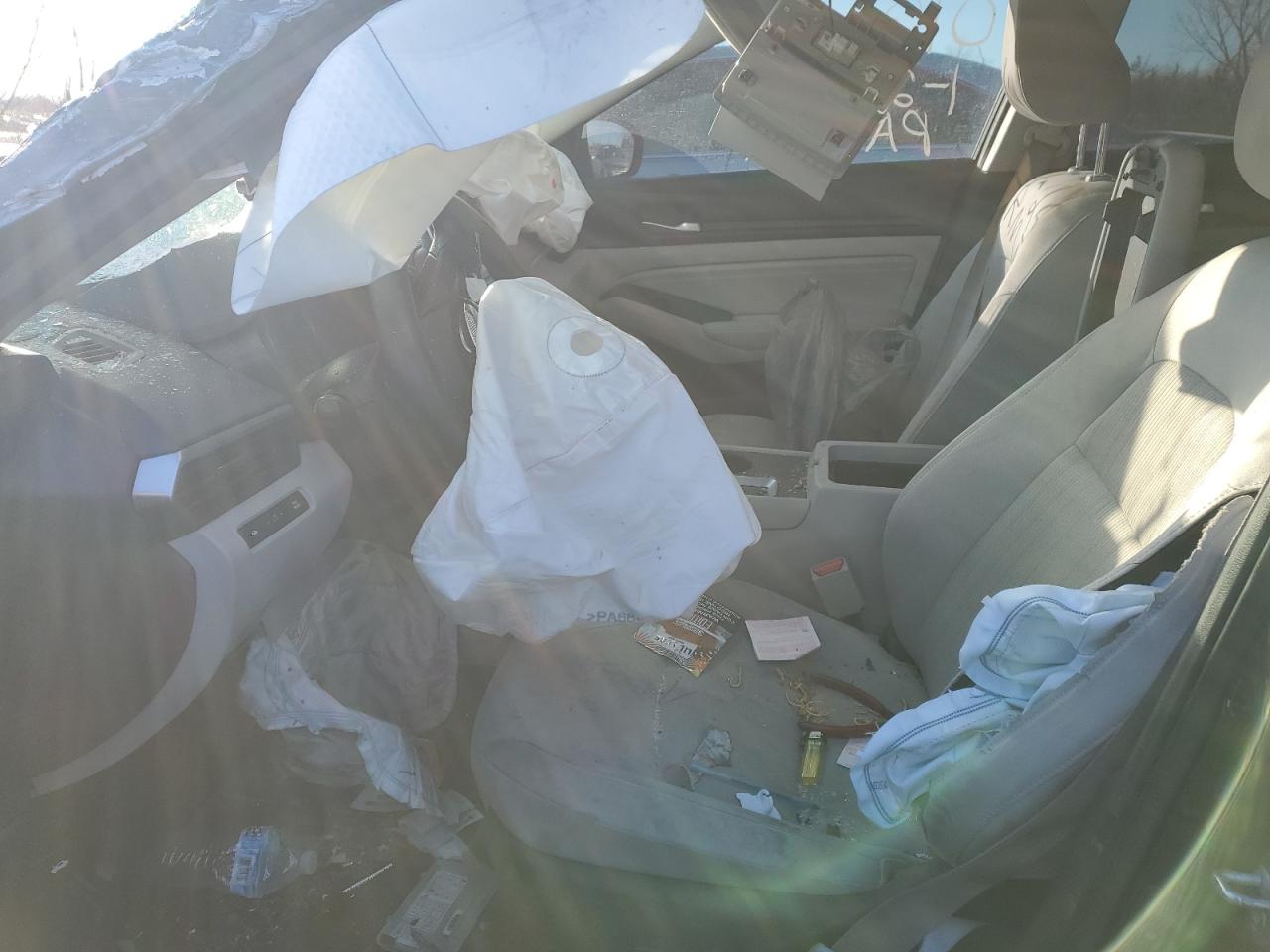 2019 Nissan Altima - Image 7