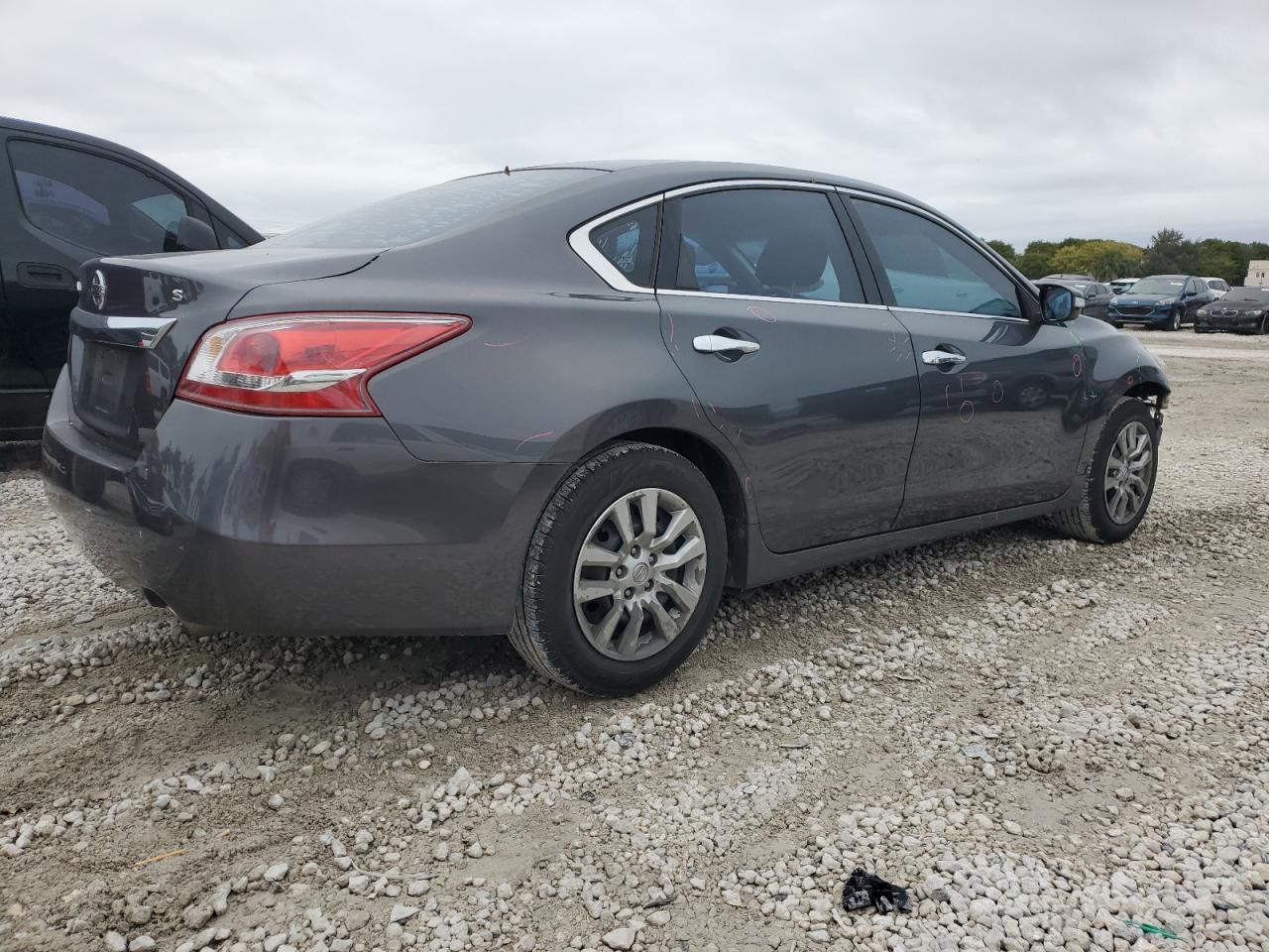 2013 Nissan Altima - Image 3