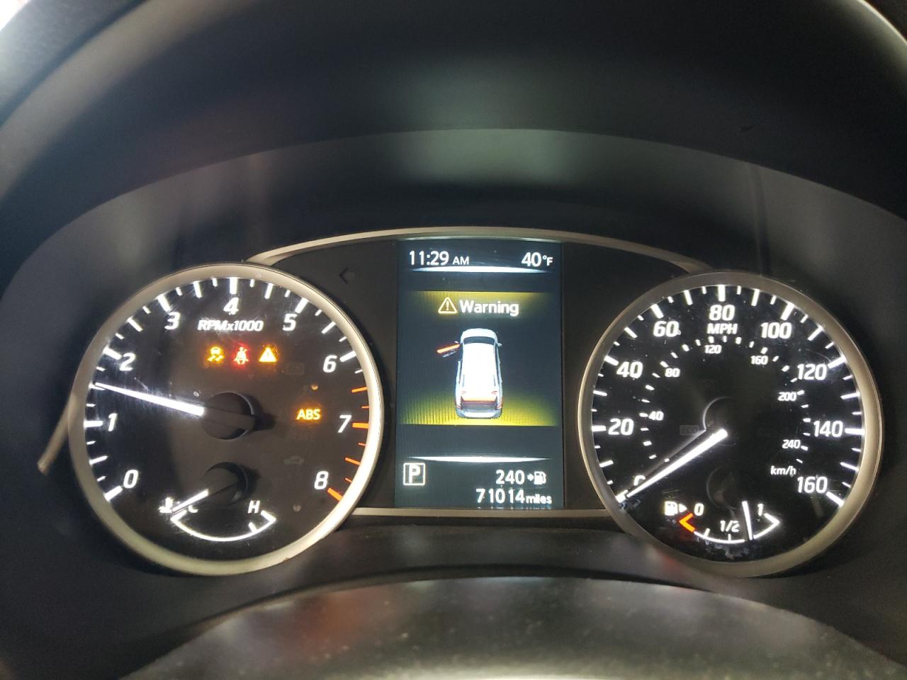 2017 Nissan Sentra - Image 9