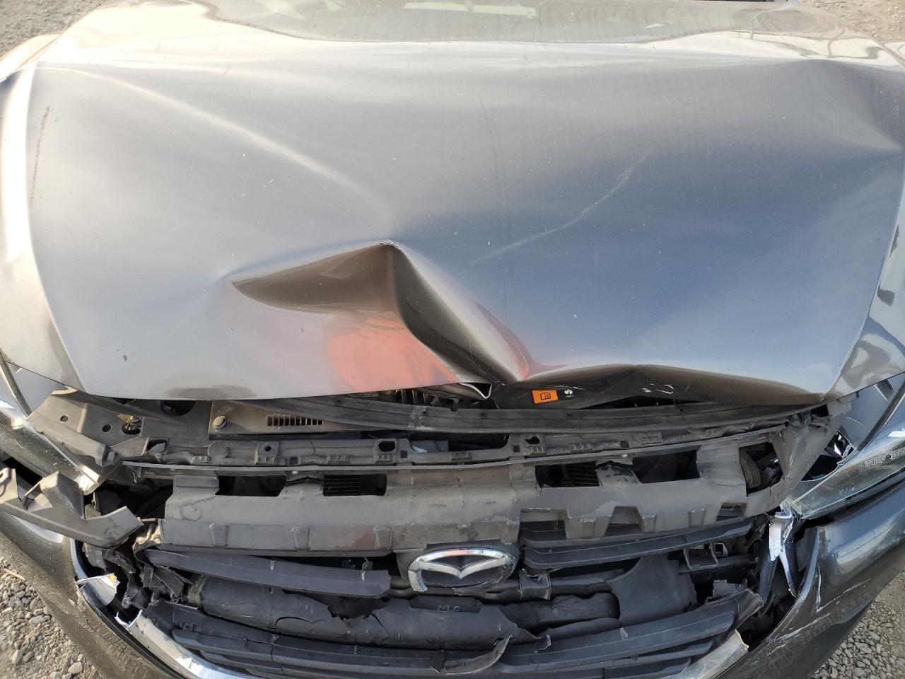 2018 Mazda 3 - Image 12