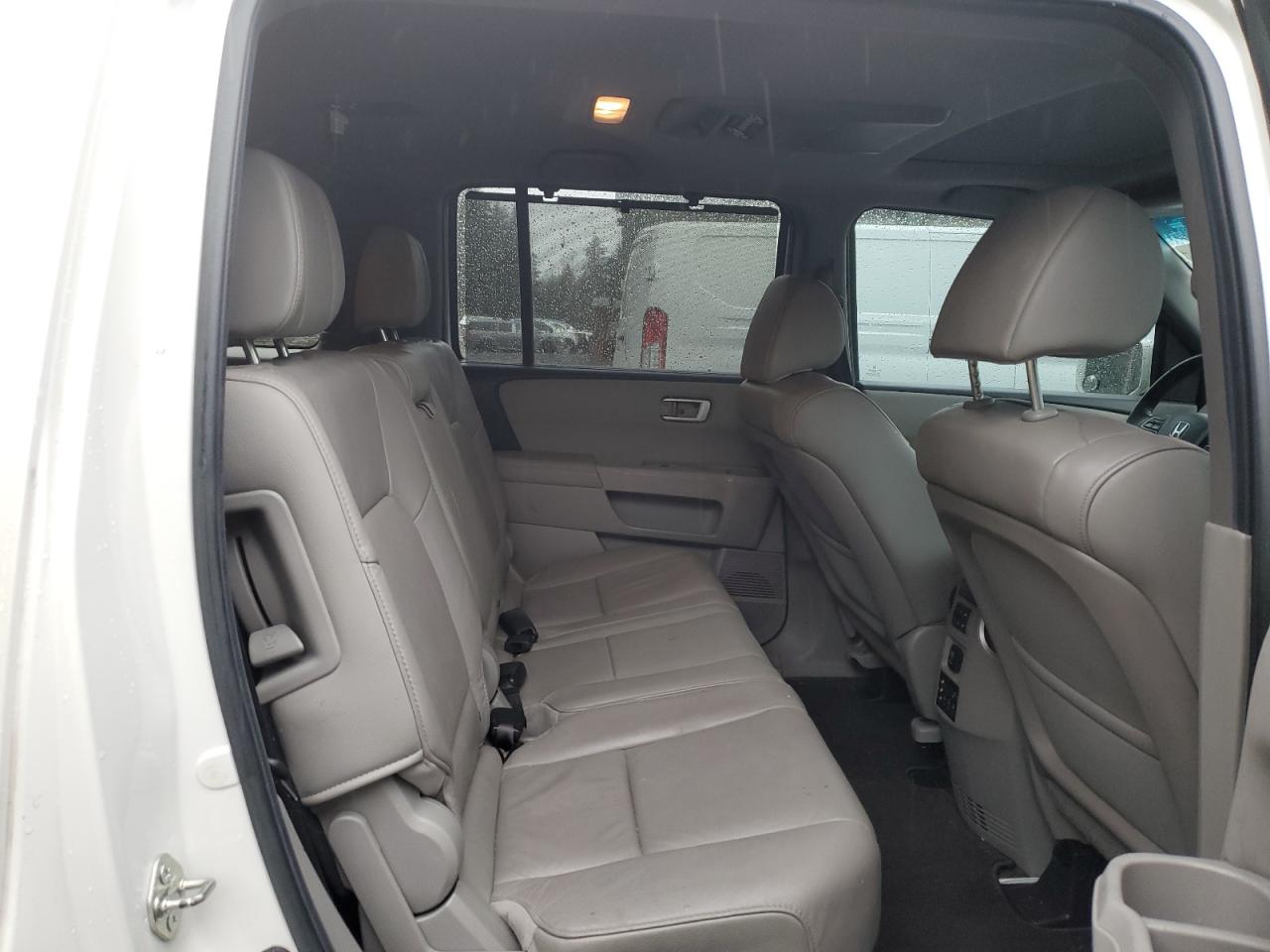 2013 Honda Pilot - Image 11