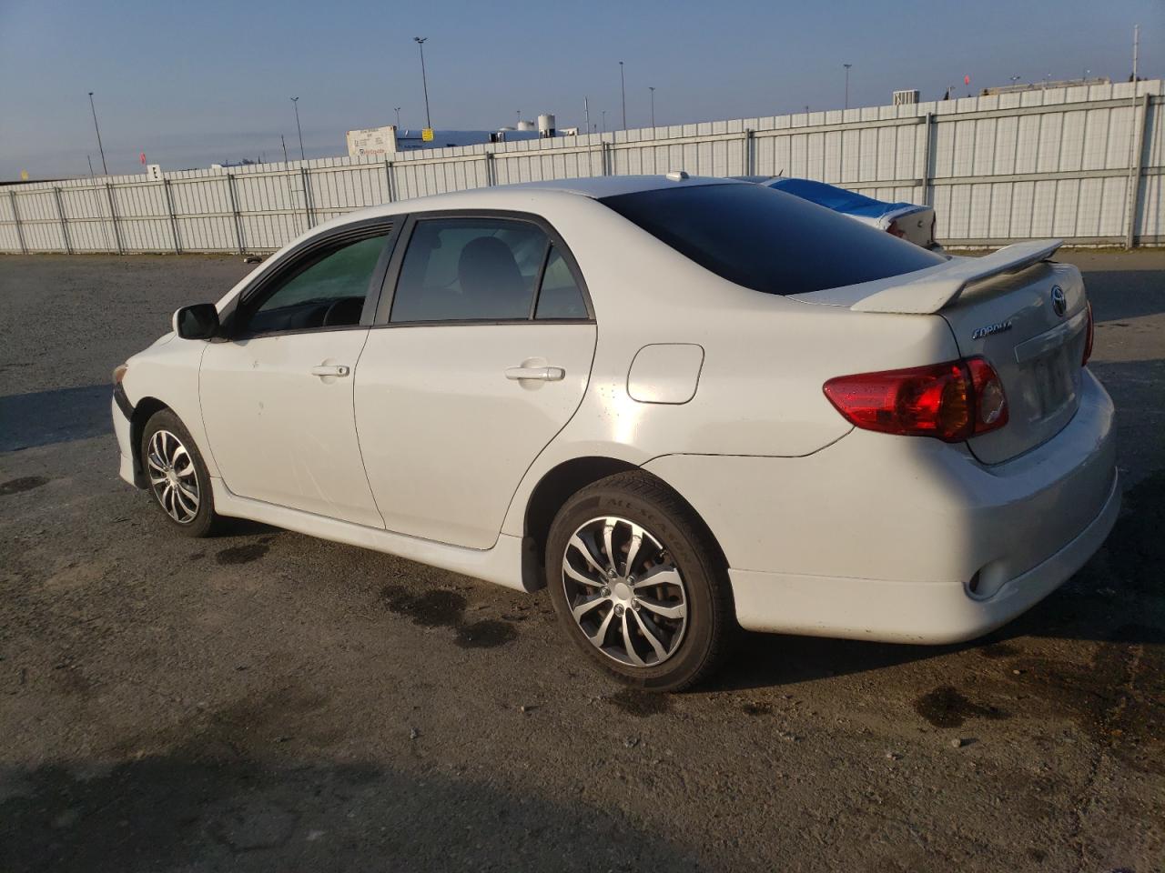 2009 Toyota Corolla - Image 2