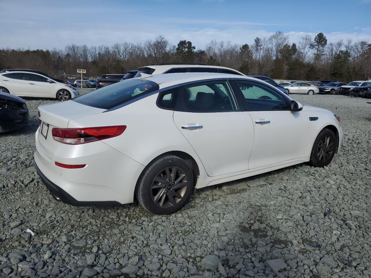 2019 Kia Optima - Image 3