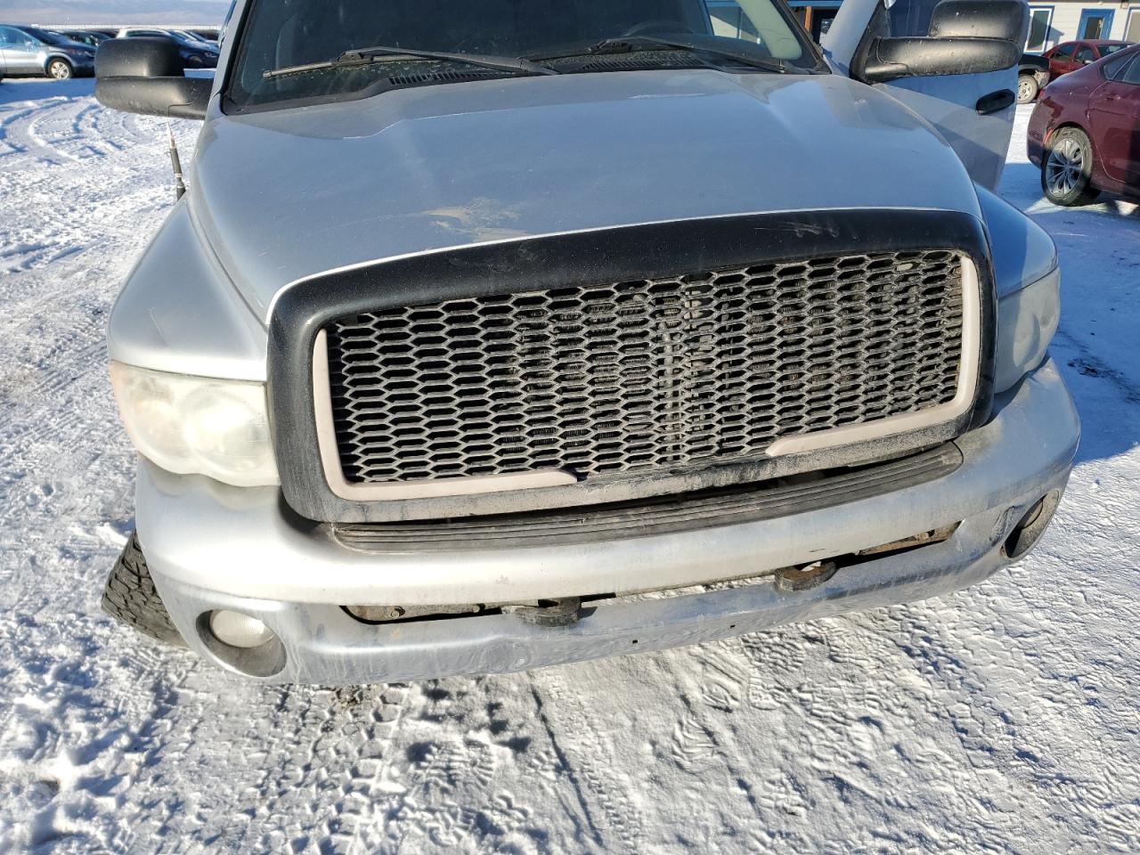2004 Dodge RAM - Image 11