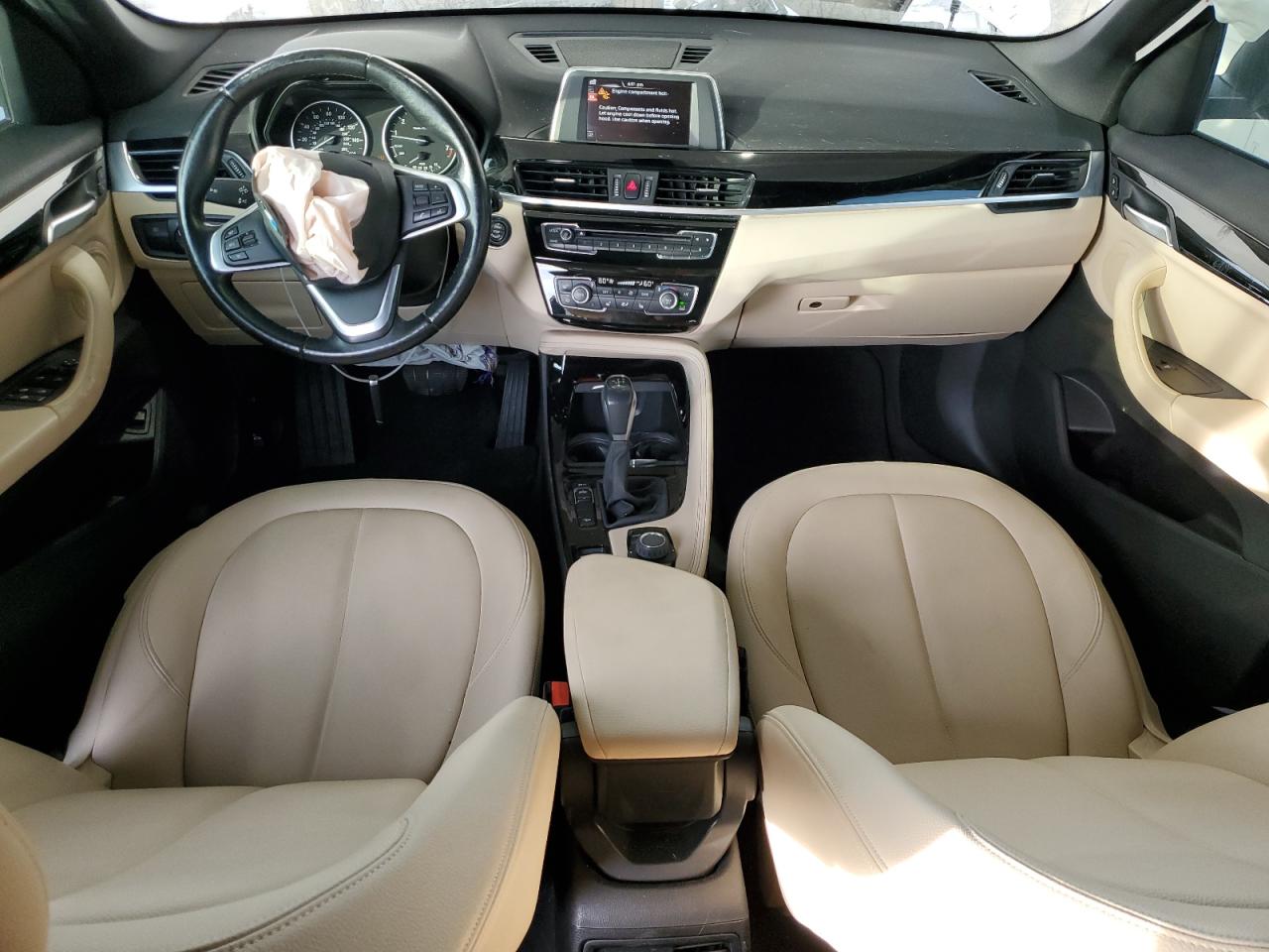 2016 BMW X1 - Image 8