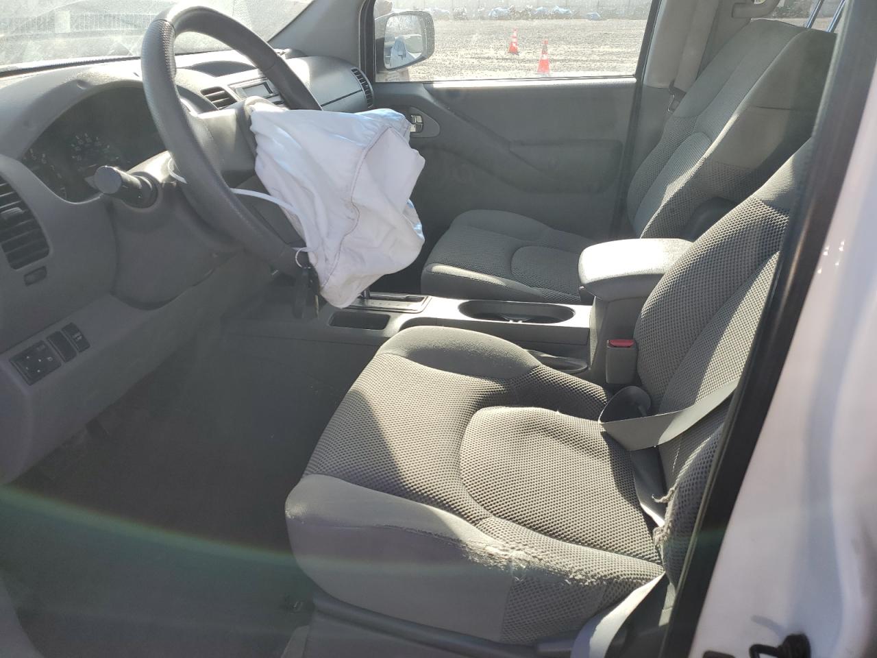 2006 Nissan Navara (Frontier) - Image 7