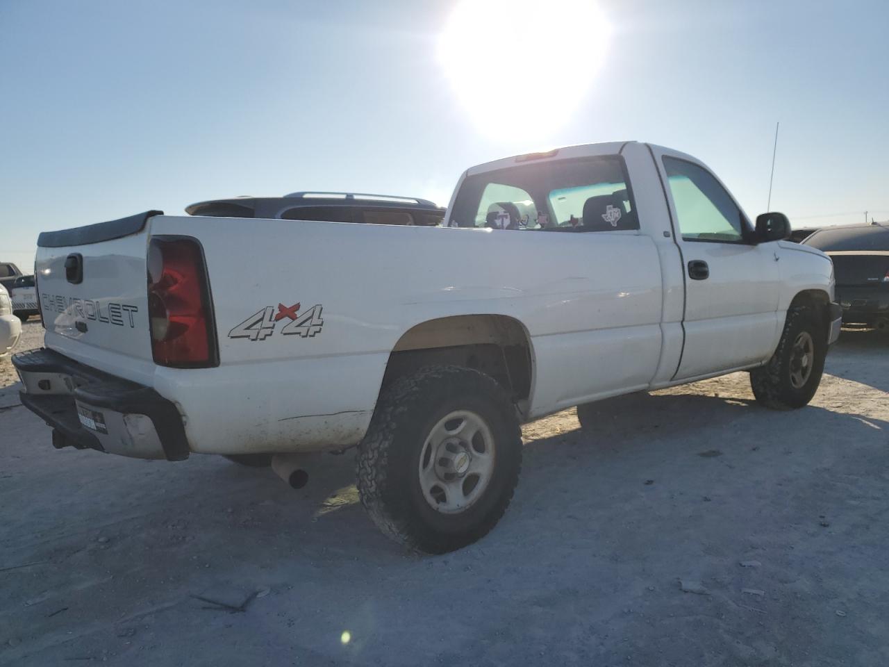 2004 Chevrolet Silverado - Image 3