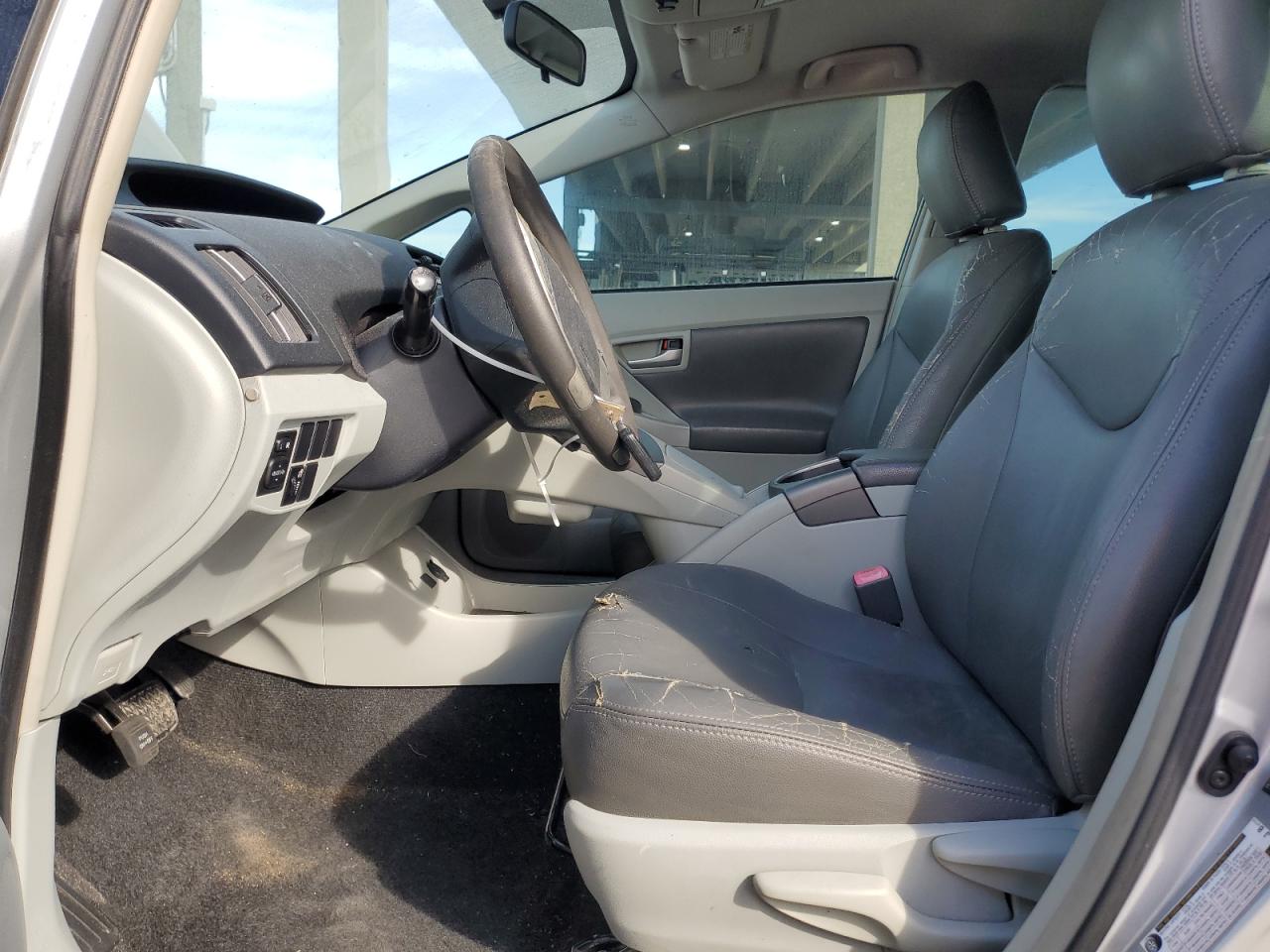 2012 Toyota Prius - Image 7