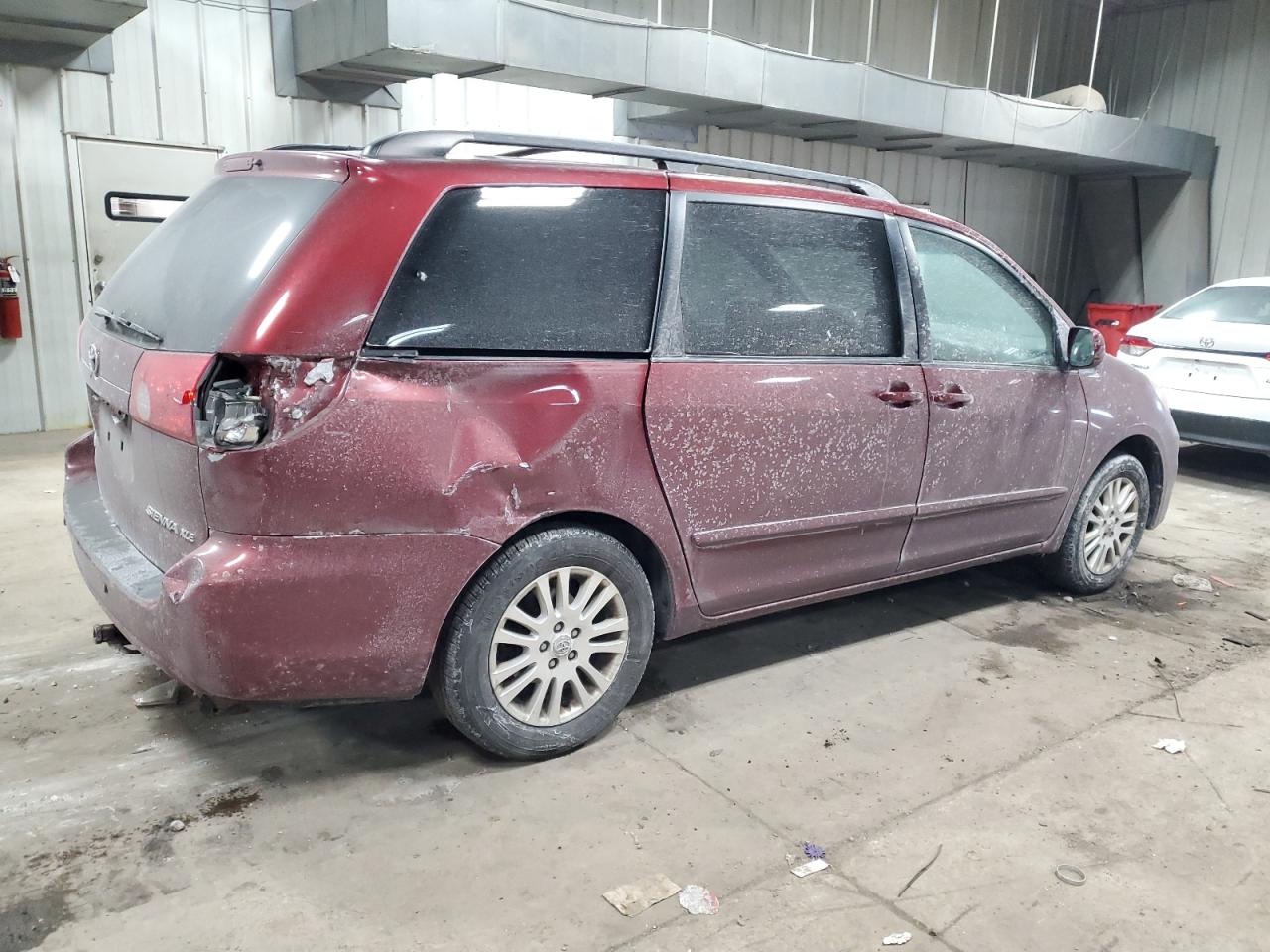 2008 Toyota Sienna - Image 3