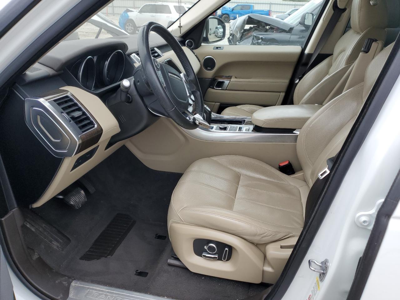 2017 Land Rover Range Rover - Image 7