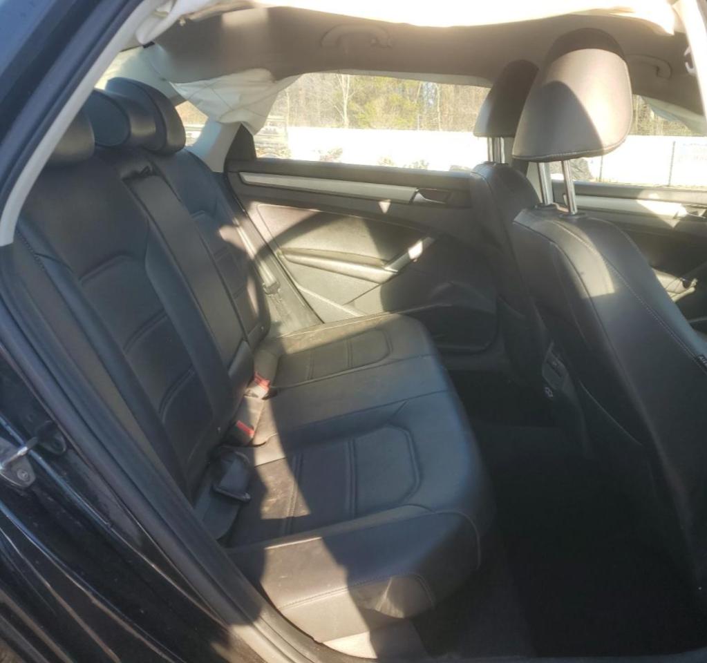 2020 Volkswagen Passat - Image 10