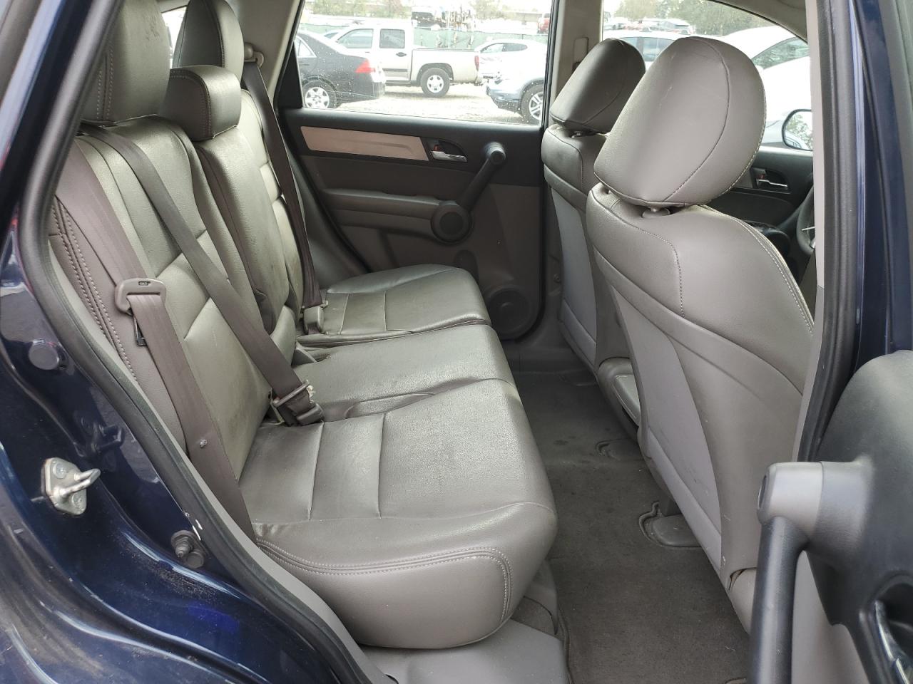 2010 Honda CR-V - Image 10
