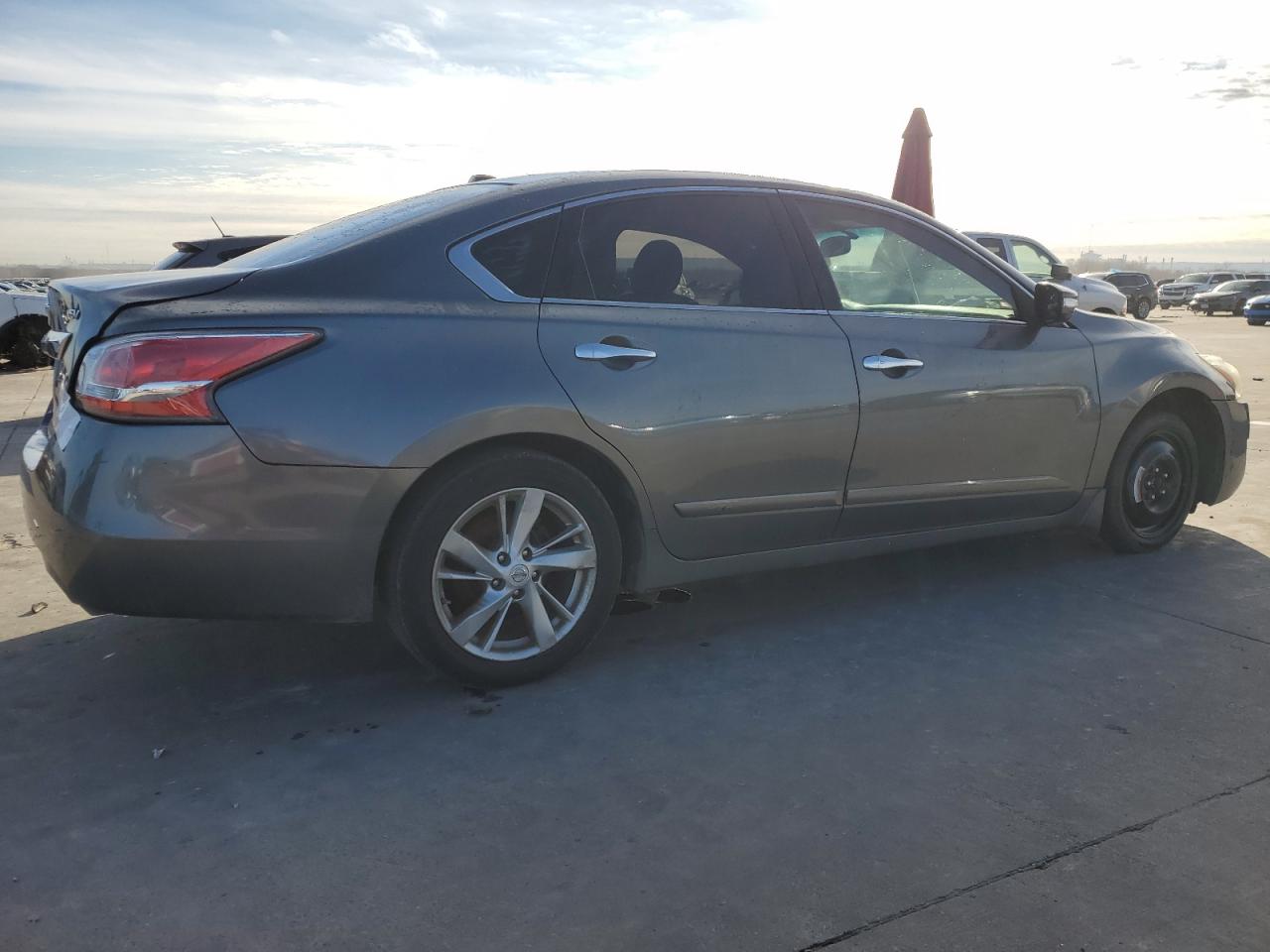 2015 Nissan Altima - Image 3