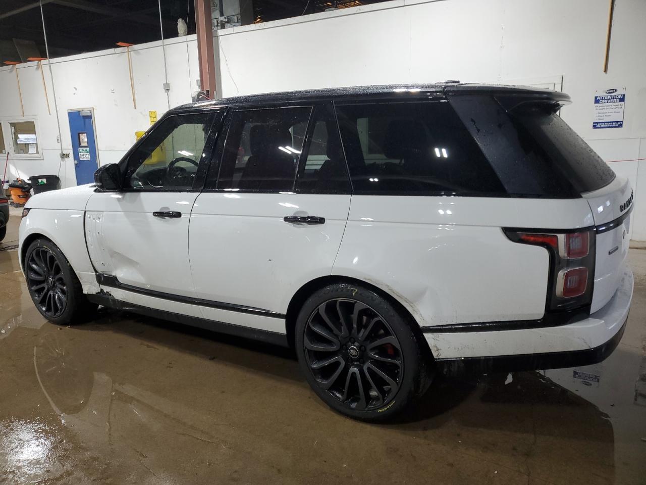 2015 Land Rover Range Rover - Image 2
