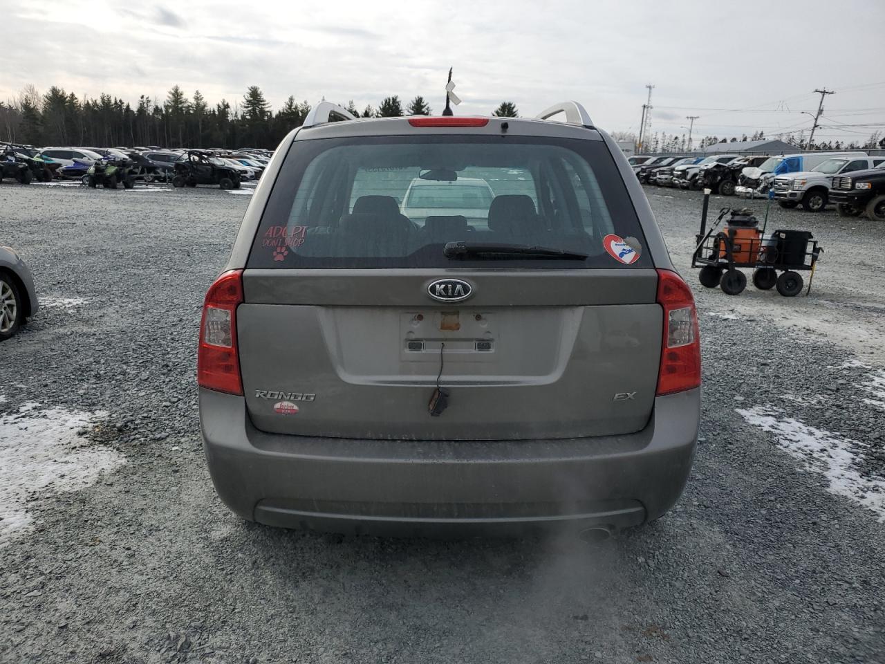 2012 Kia Rondo VIN: KNAHH8A88C7405353 Lot: 87873135