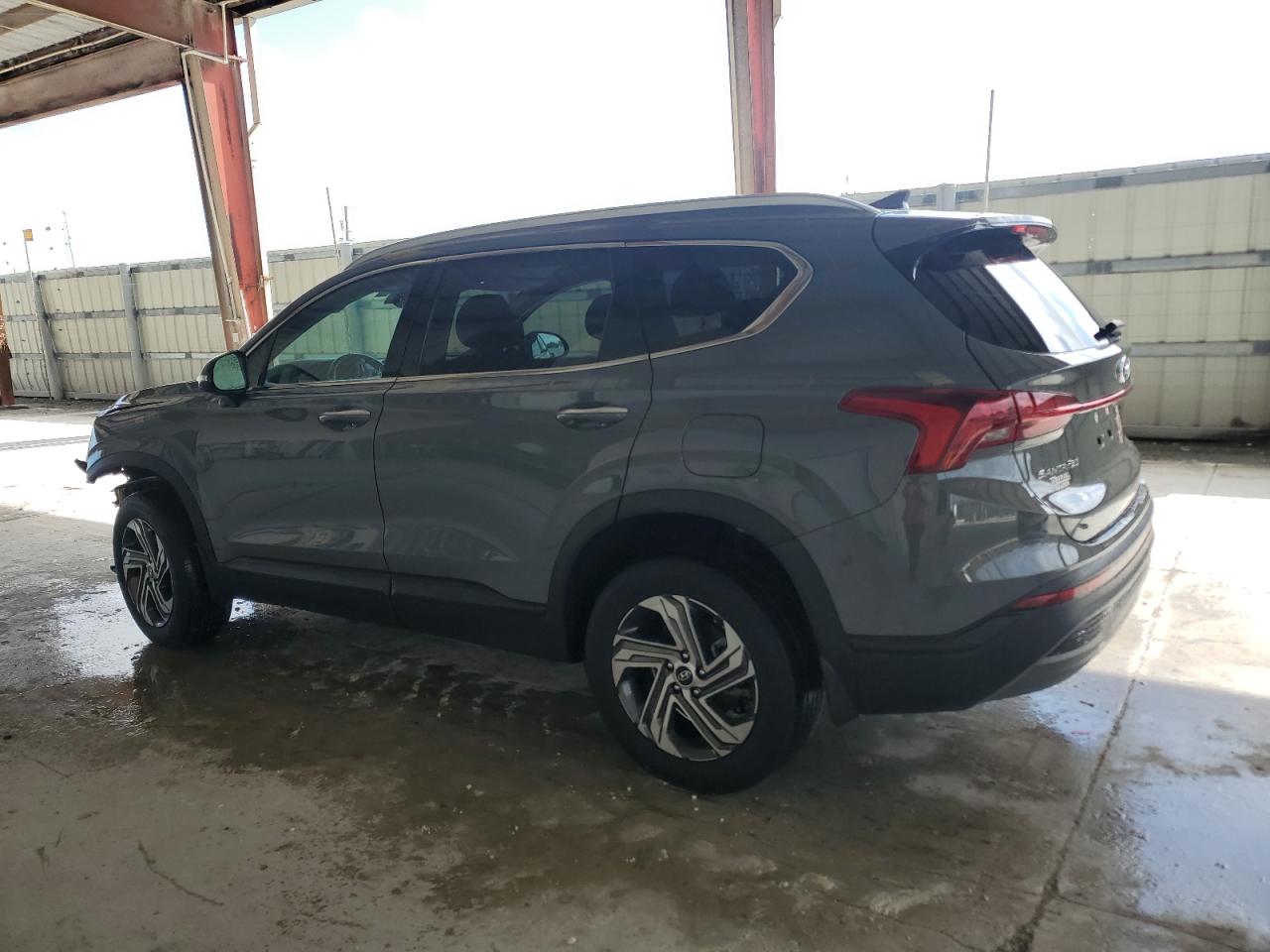 2023 Hyundai Santa Fe - Image 2
