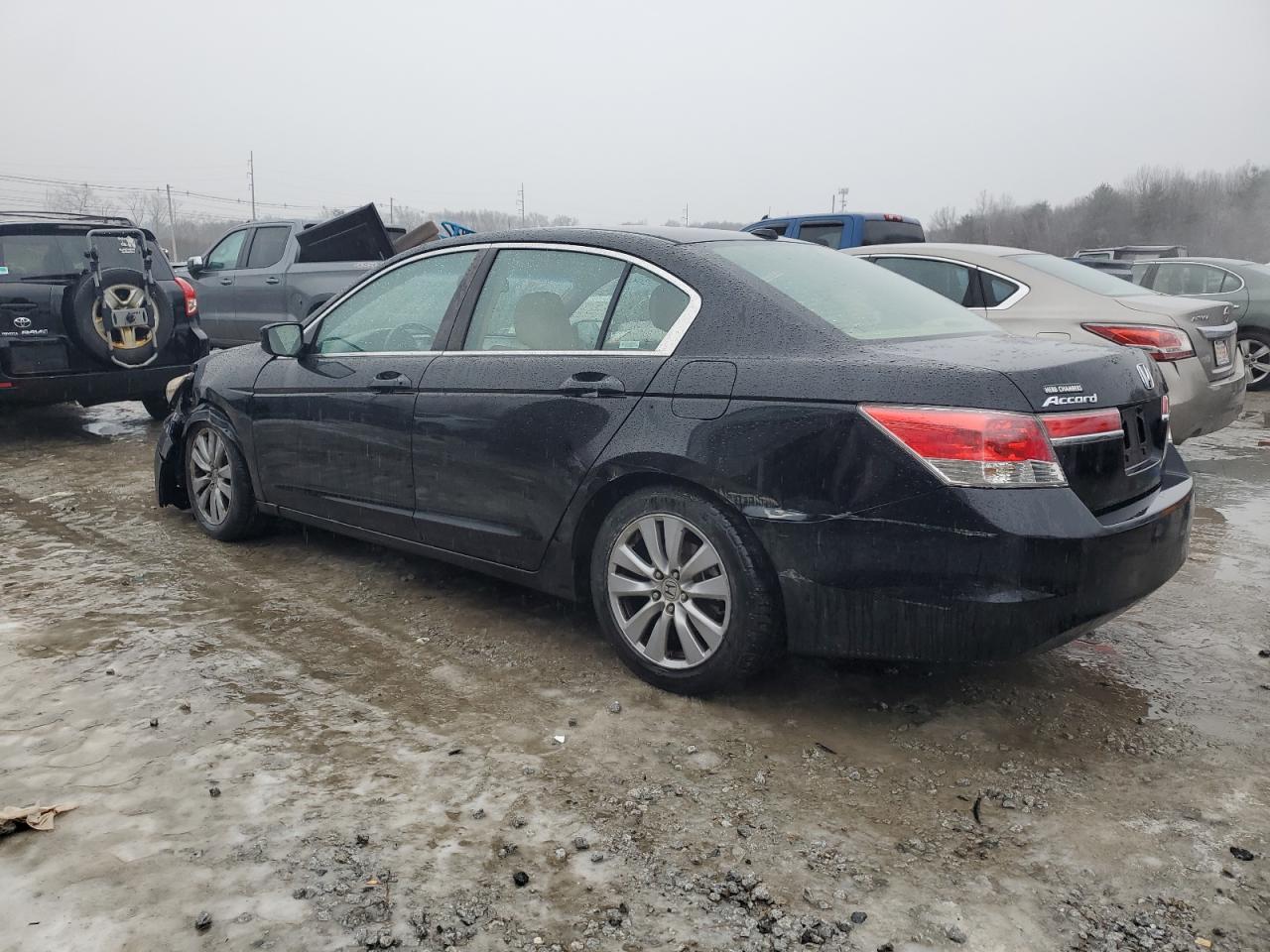 2011 Honda Accord - Image 2