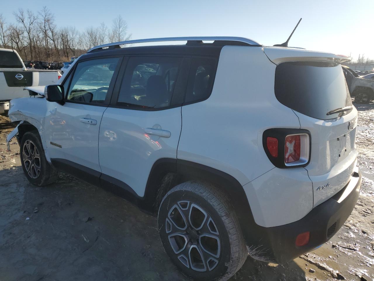 2015 Jeep Renegade - Image 2