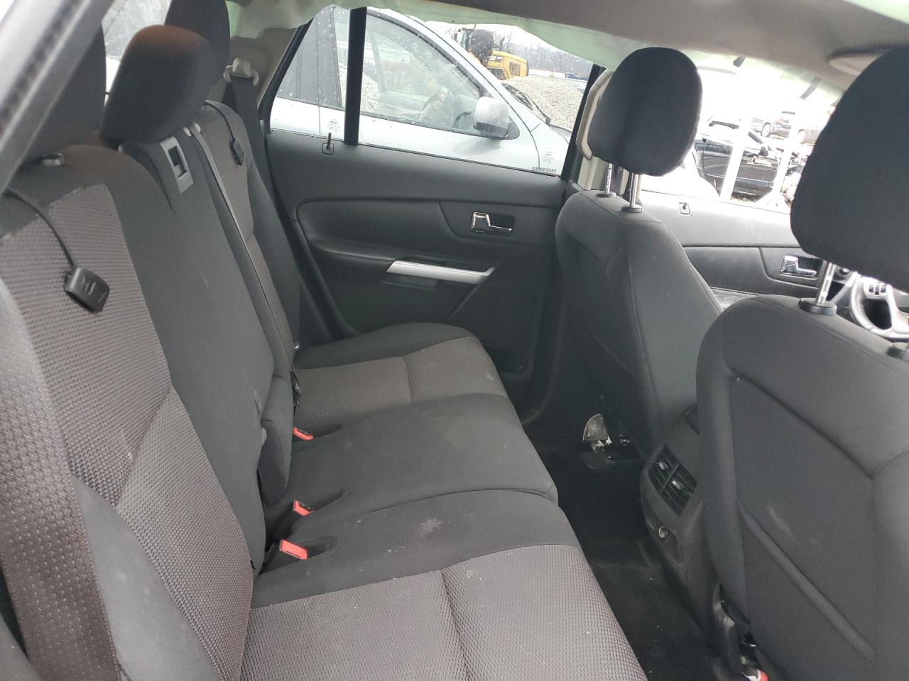 2013 Ford Edge - Image 12