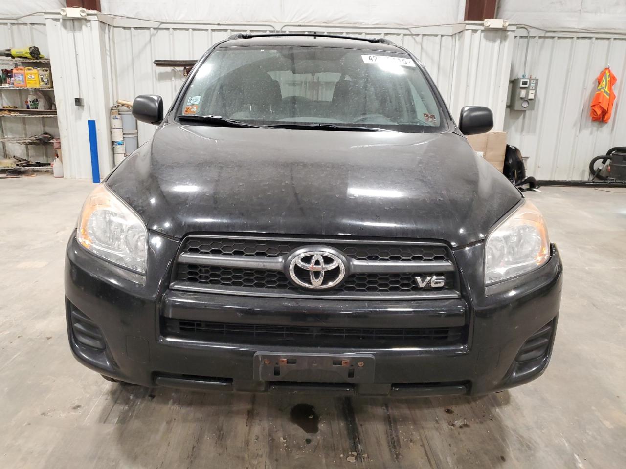 2012 Toyota RAV 4 - Image 5