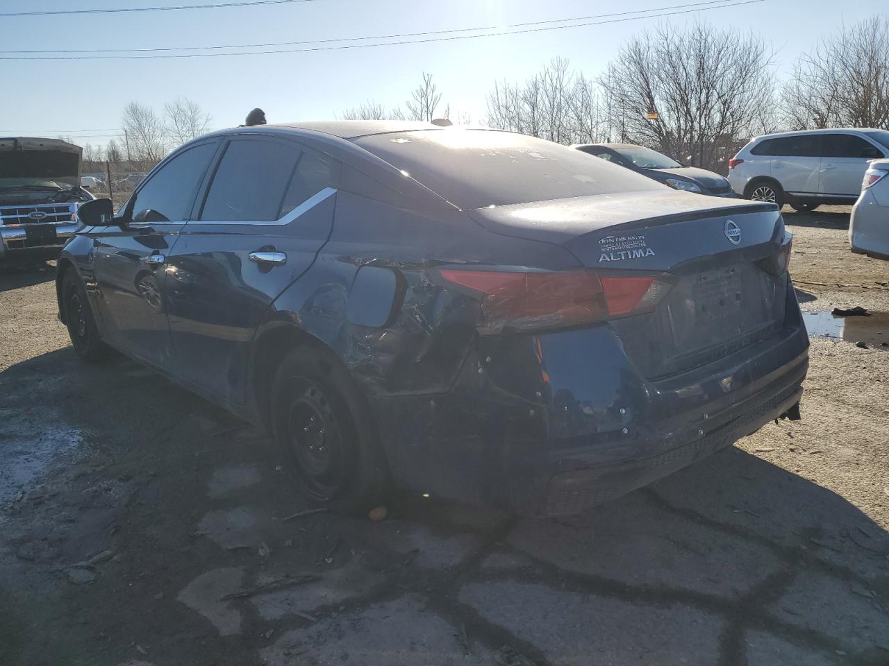 2019 Nissan Altima - Image 2