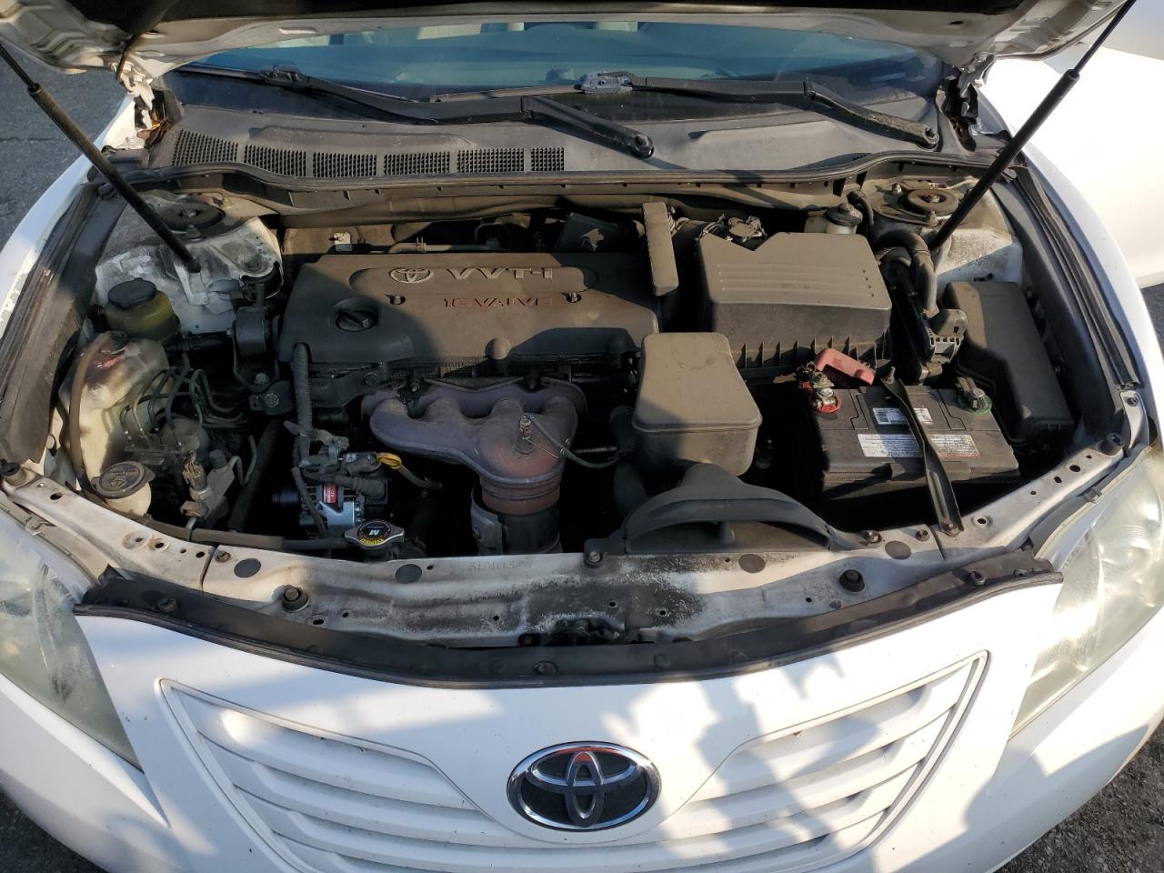 2009 Toyota Camry - Image 11