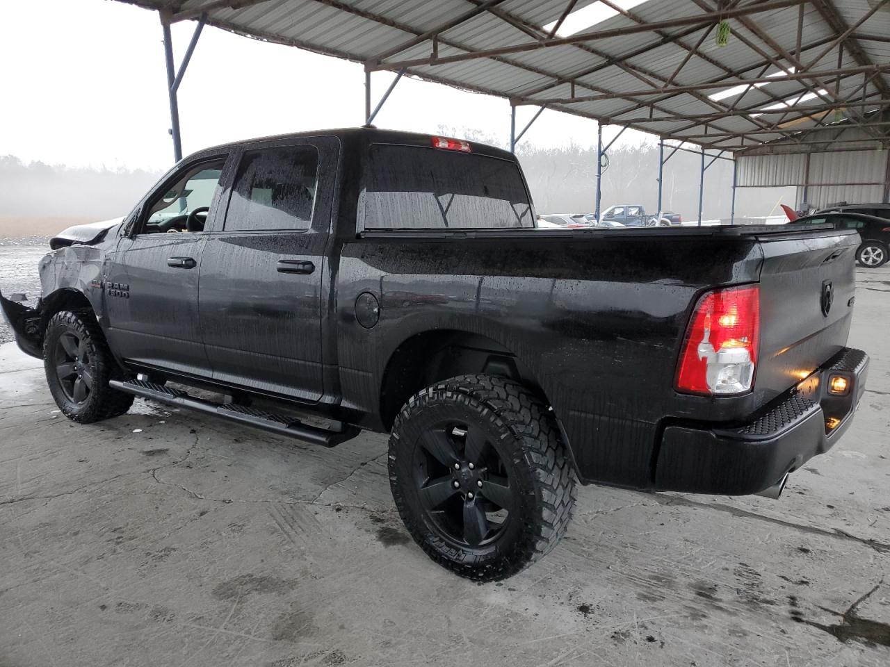 2015 RAM 1500 - Image 2