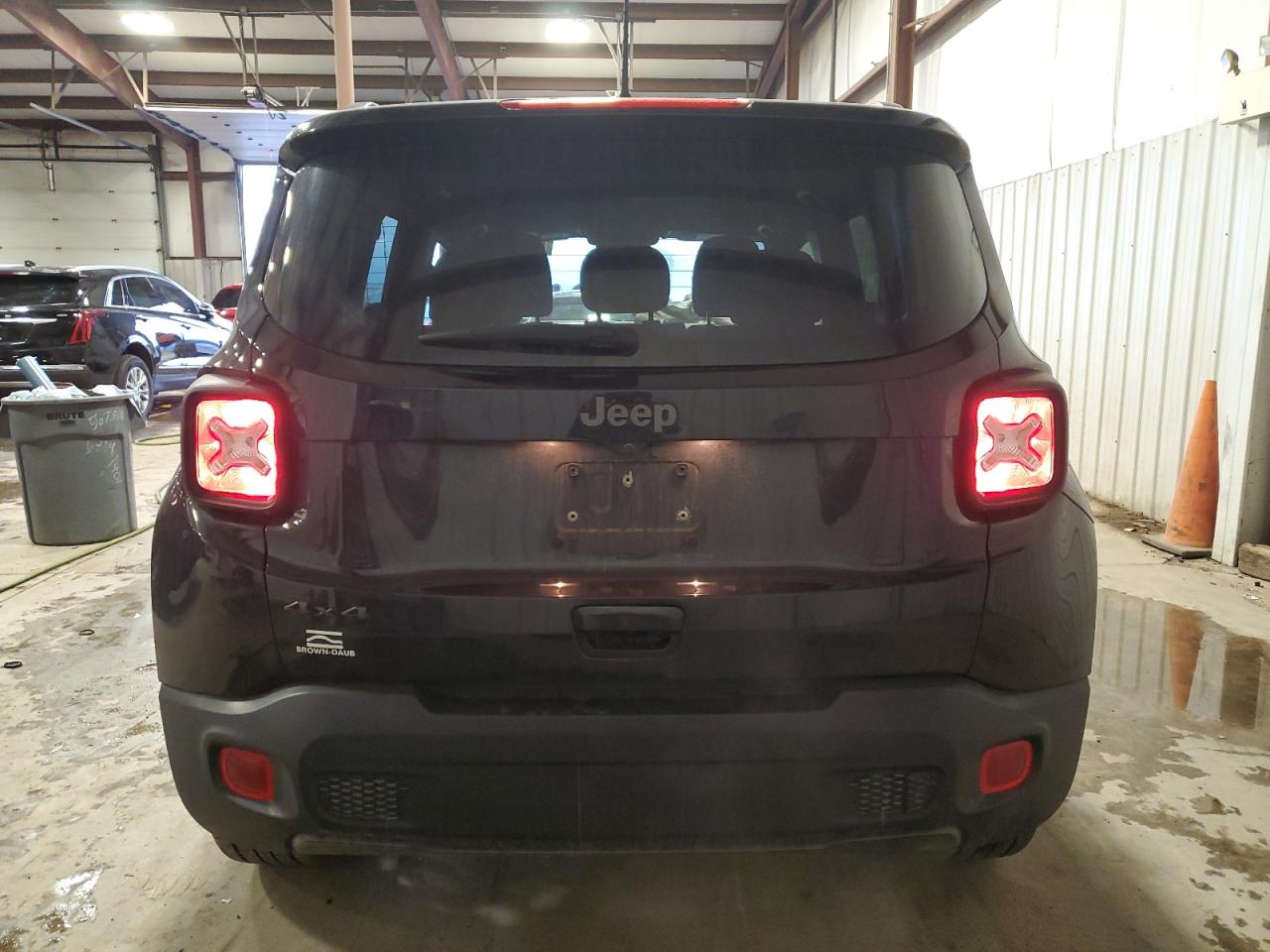 2021 Jeep Renegade - Image 6