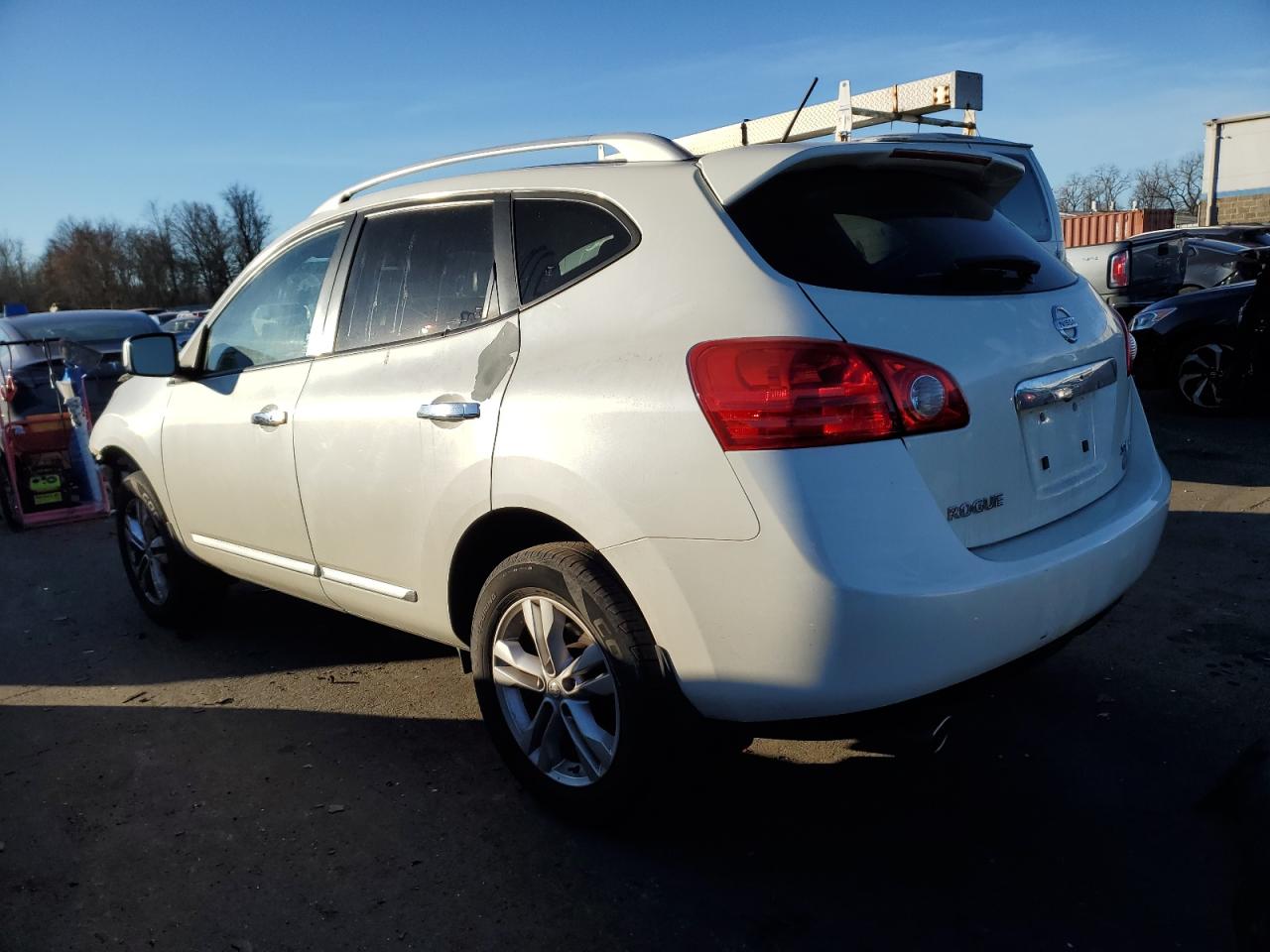 VIN JN8AS5MV3DW657576 2013 NISSAN ROGUE no.2