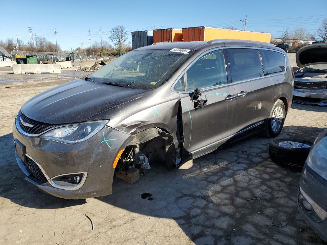 2019 Chrysler Pacifica - Image 1
