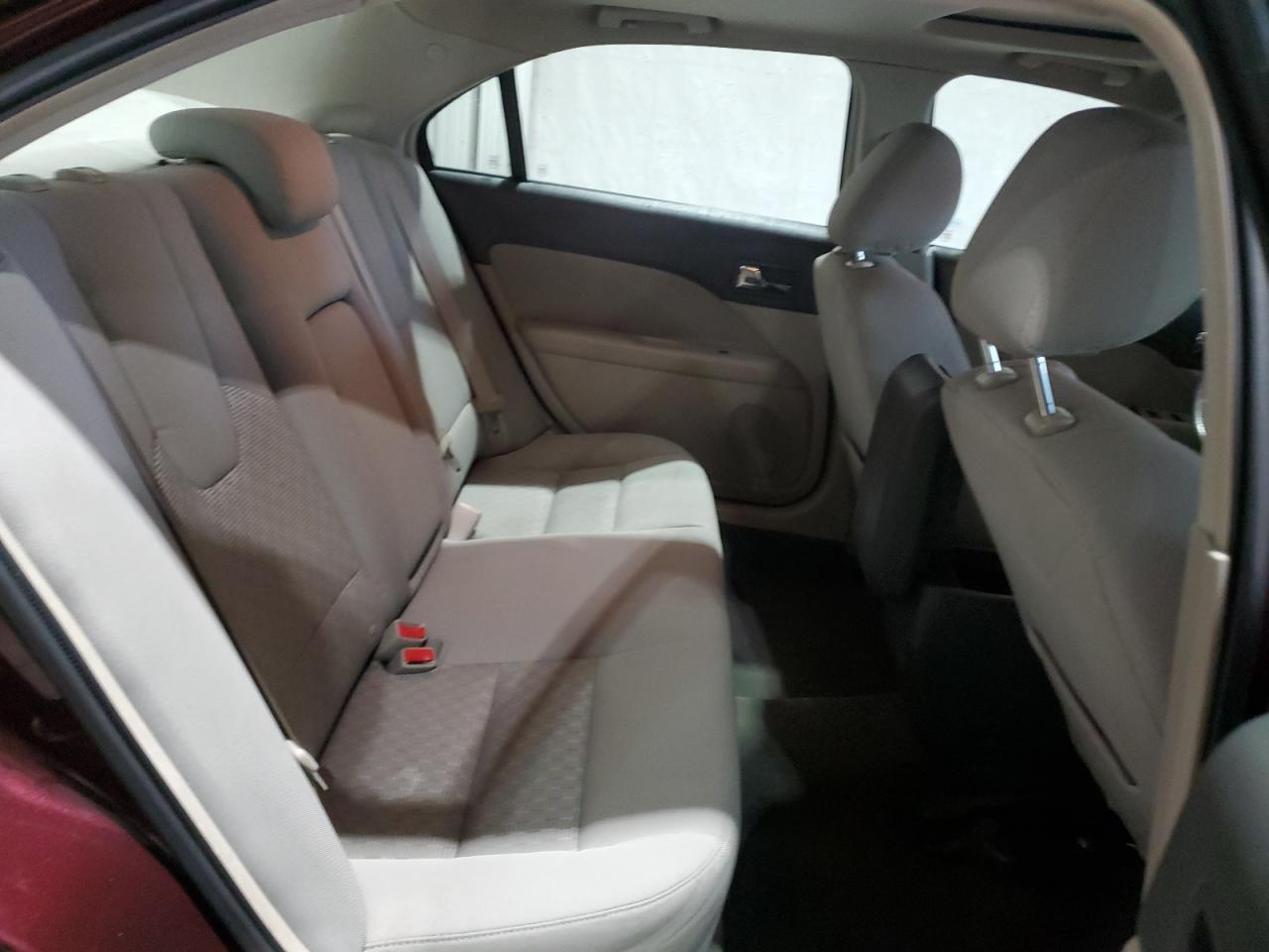 2011 Ford Fusion - Image 10