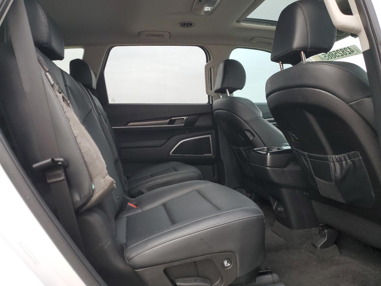 2024 Kia Telluride - Image 11
