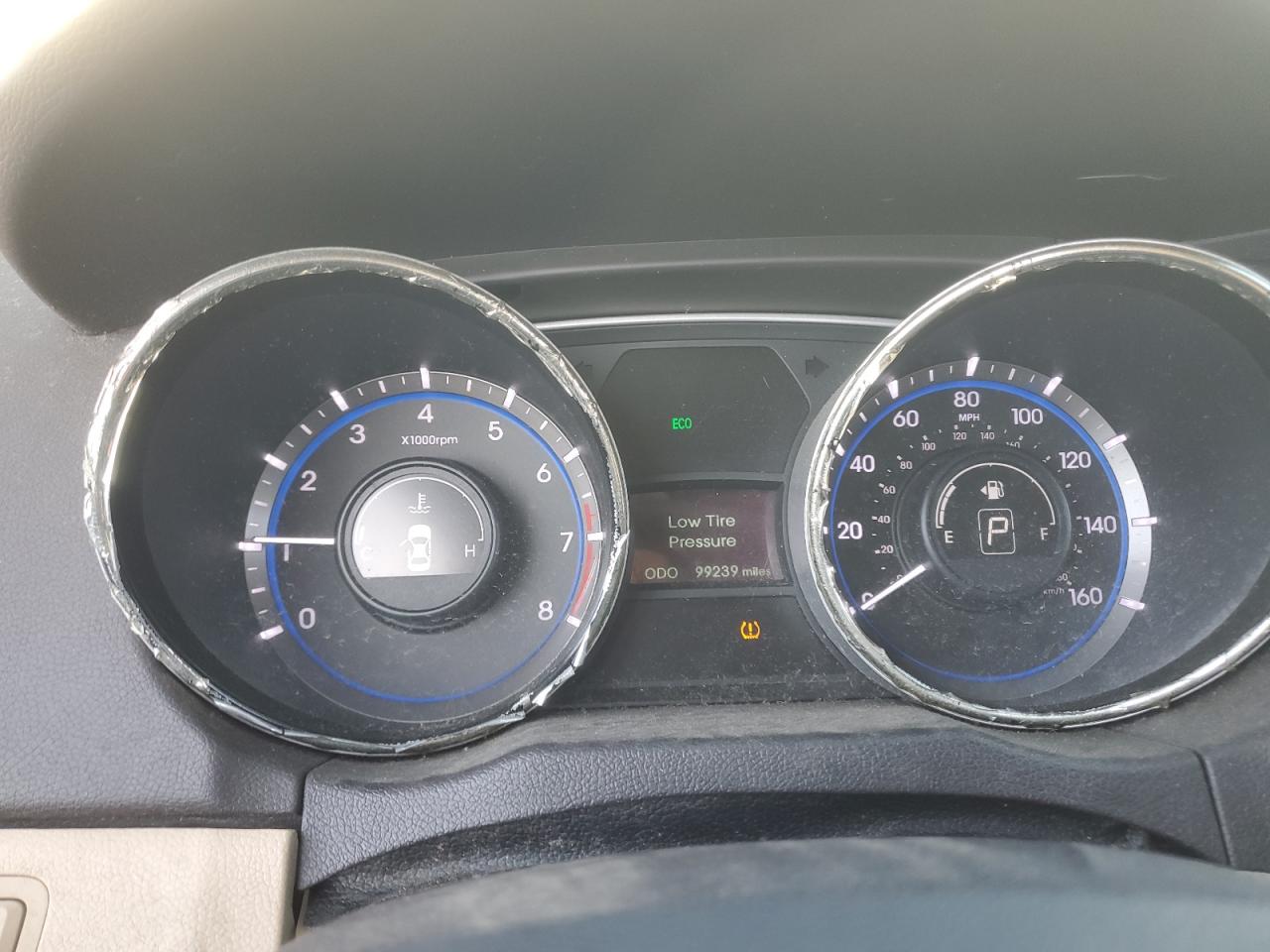 2013 Hyundai Sonata - Image 9