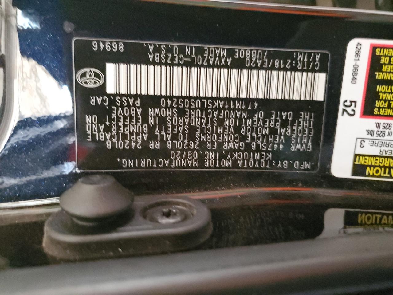 2020 Toyota Camry - Image 12