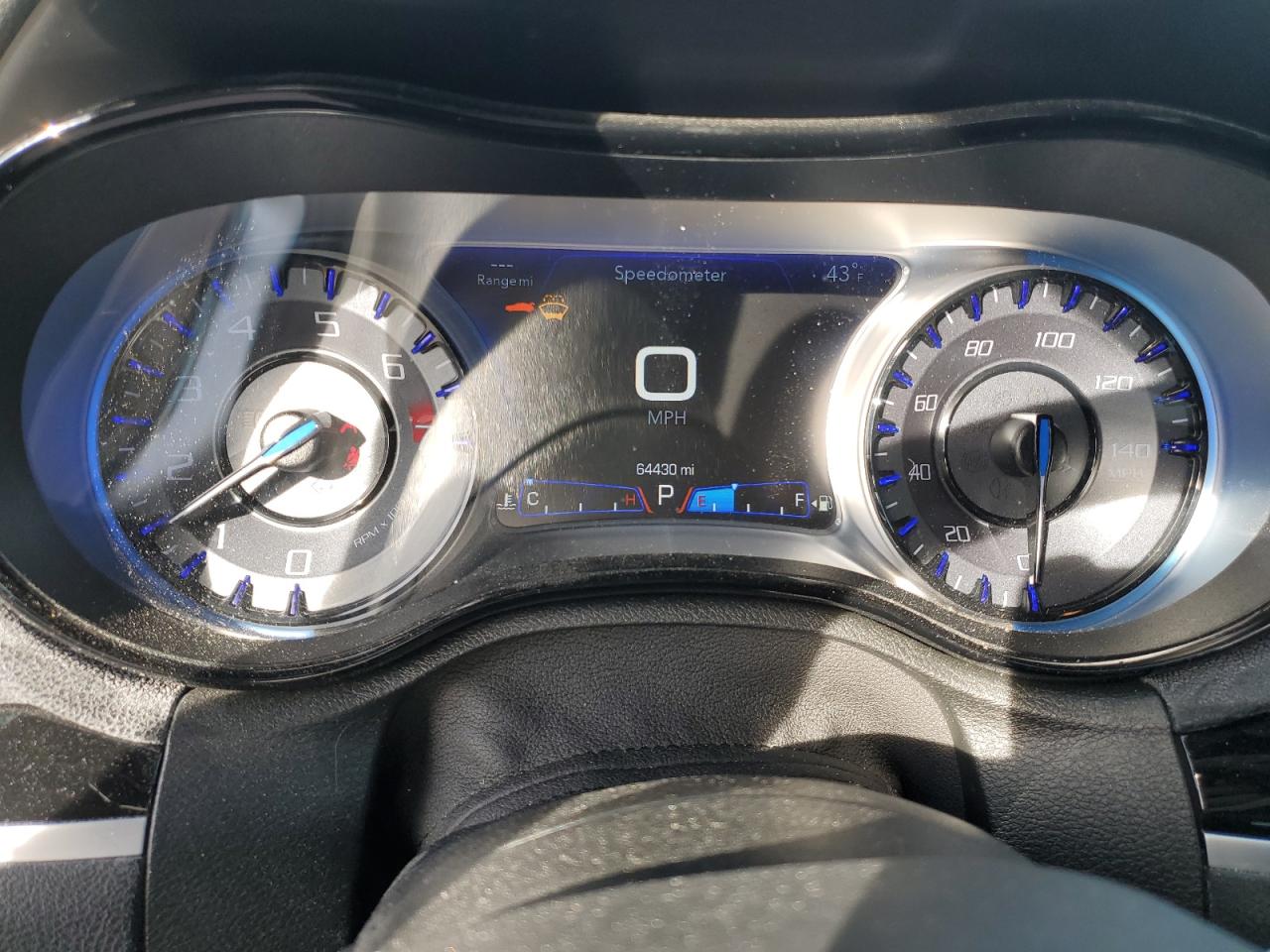 2018 Chrysler 300 - Image 9