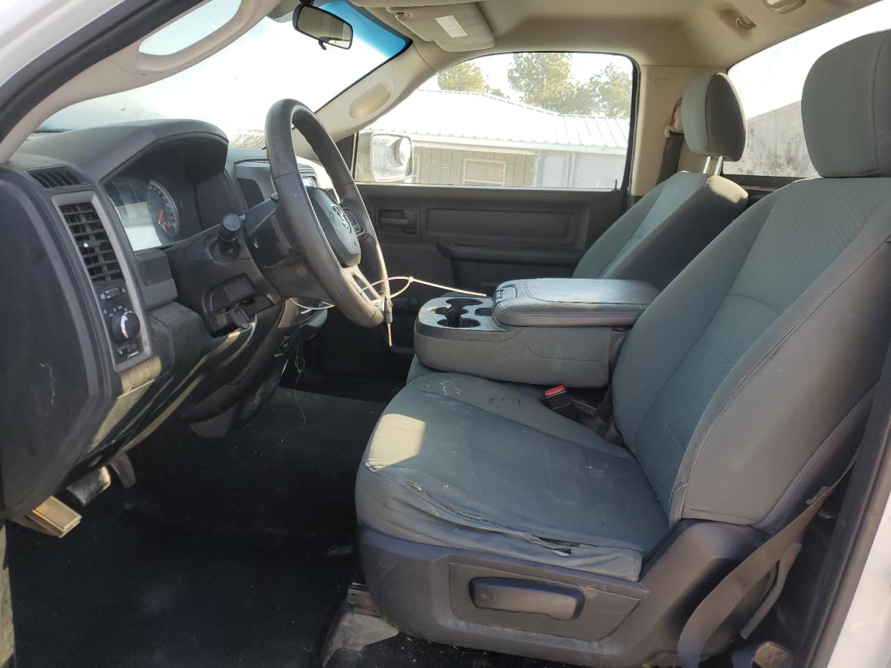 2014 RAM 1500 - Image 7