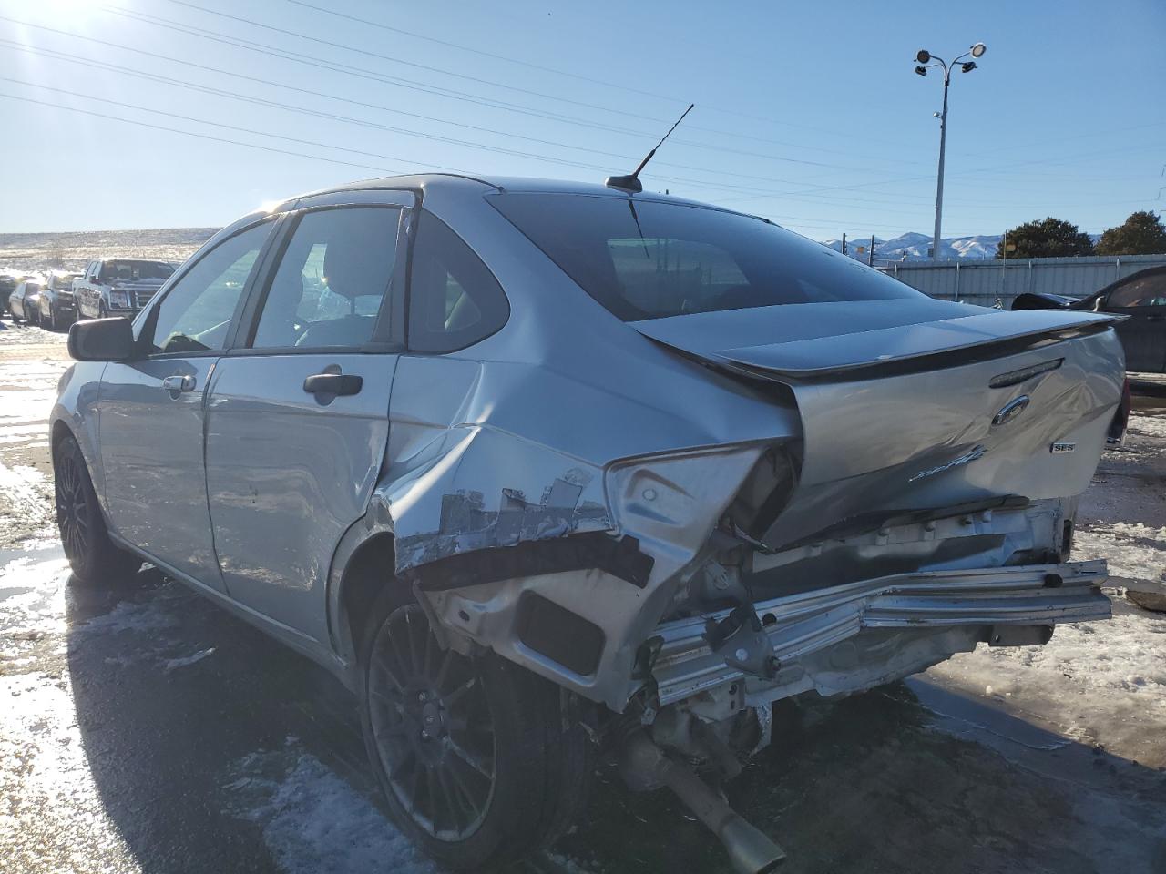 2009 Ford Focus - Image 2