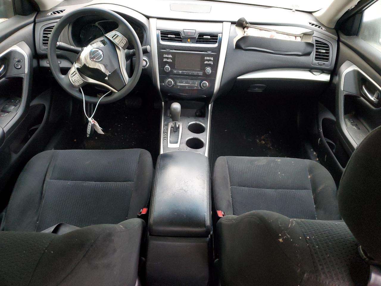 2015 Nissan Altima - Image 8