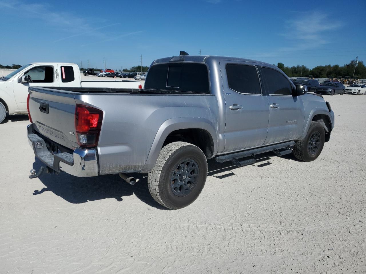 2021 Toyota Tacoma - Image 3