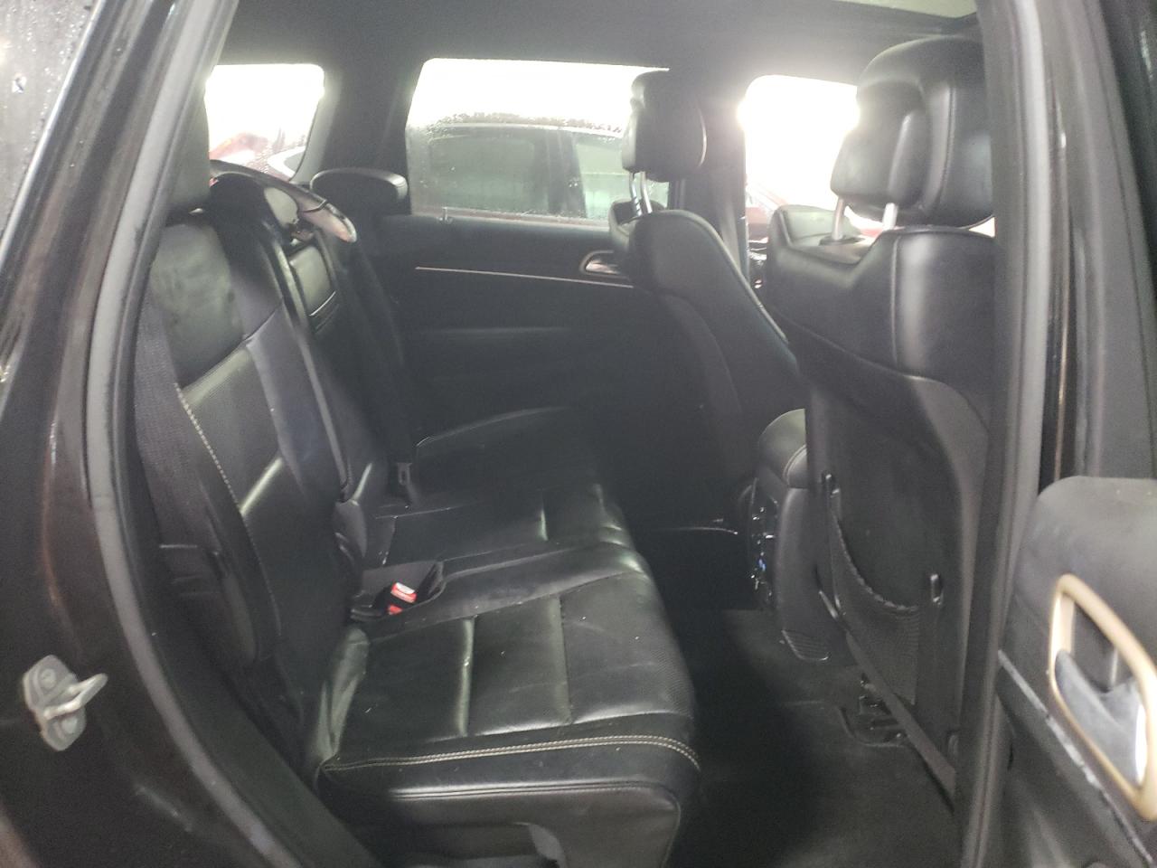 2015 Jeep Grand Cherokee - Image 10