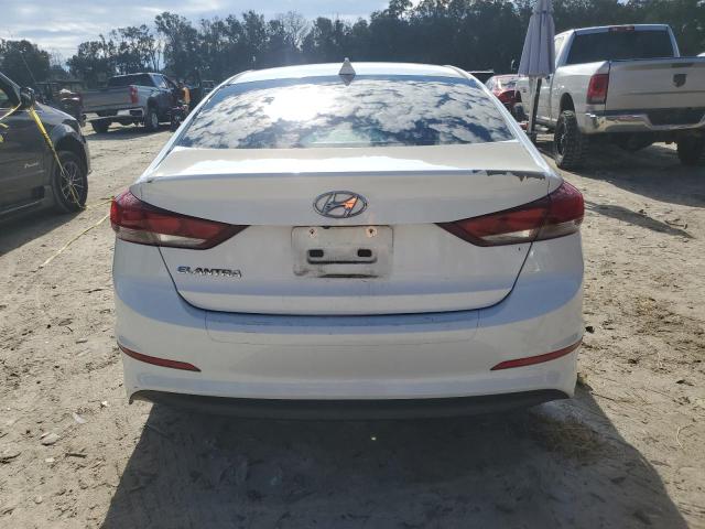 HYUNDAI ELANTRA 2018 Білий