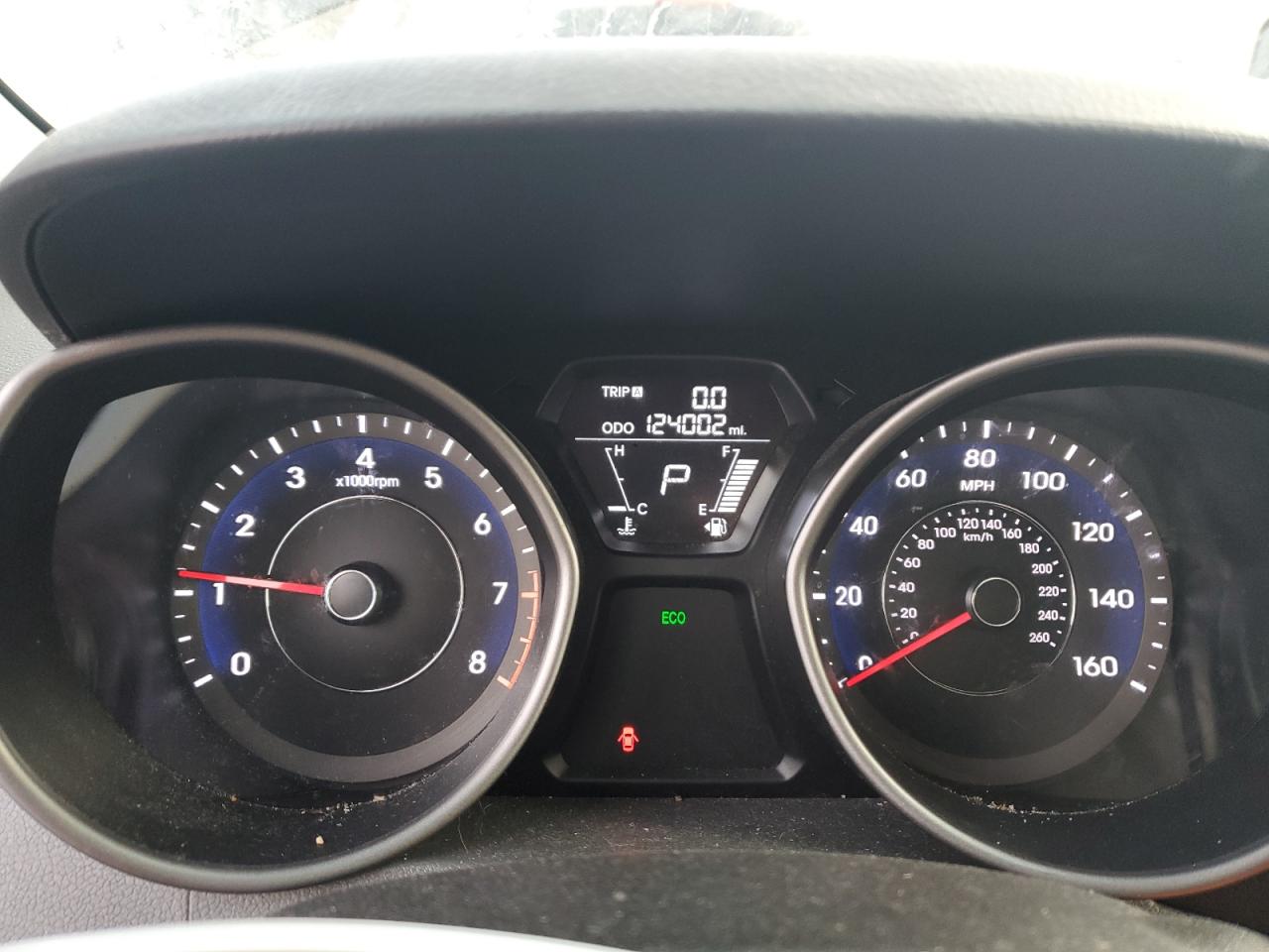 2013 Hyundai Elantra - Image 9