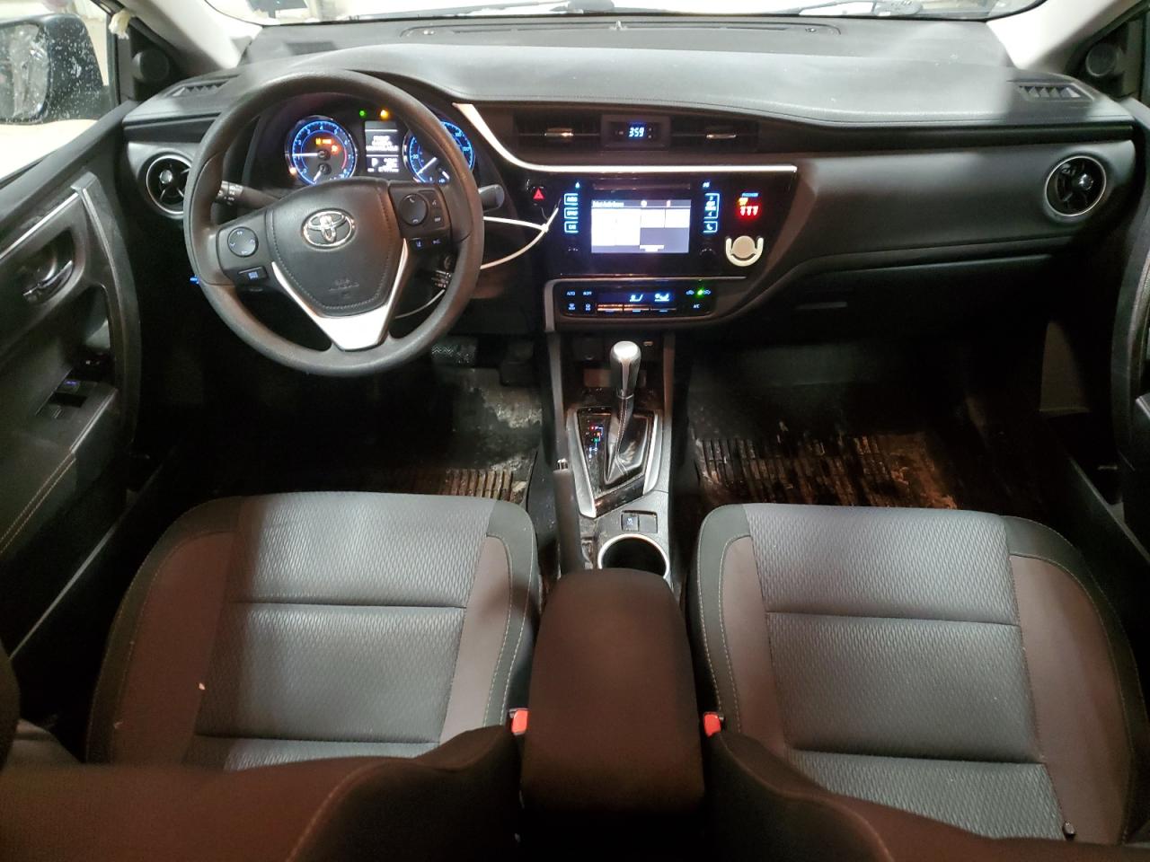 2018 Toyota Corolla - Image 8