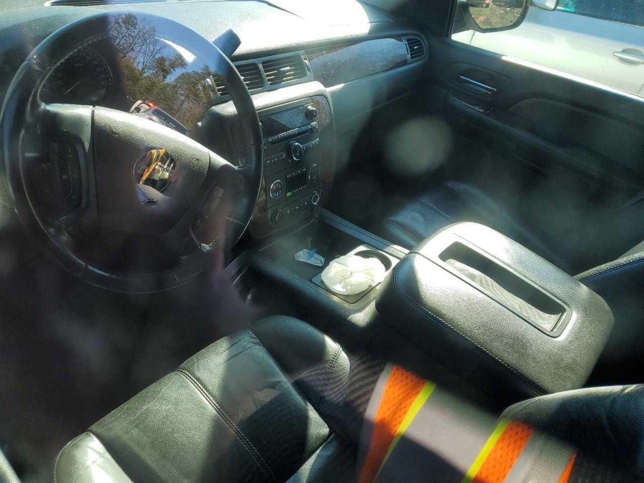 2009 Chevrolet Suburban - Image 8