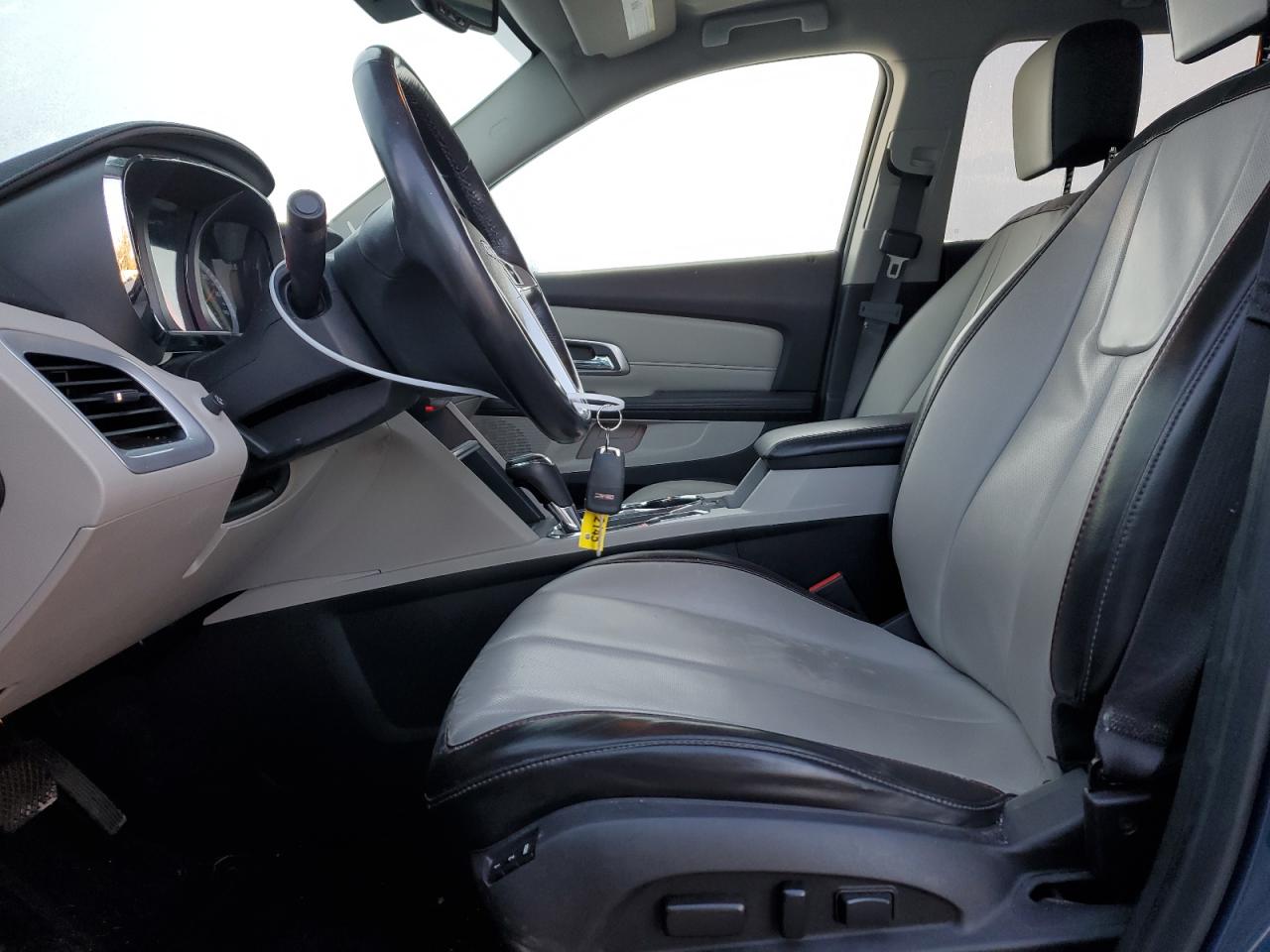 2017 GMC Terrain - Image 7