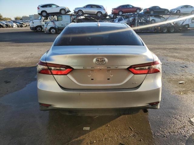  TOYOTA CAMRY 2022 Silver
